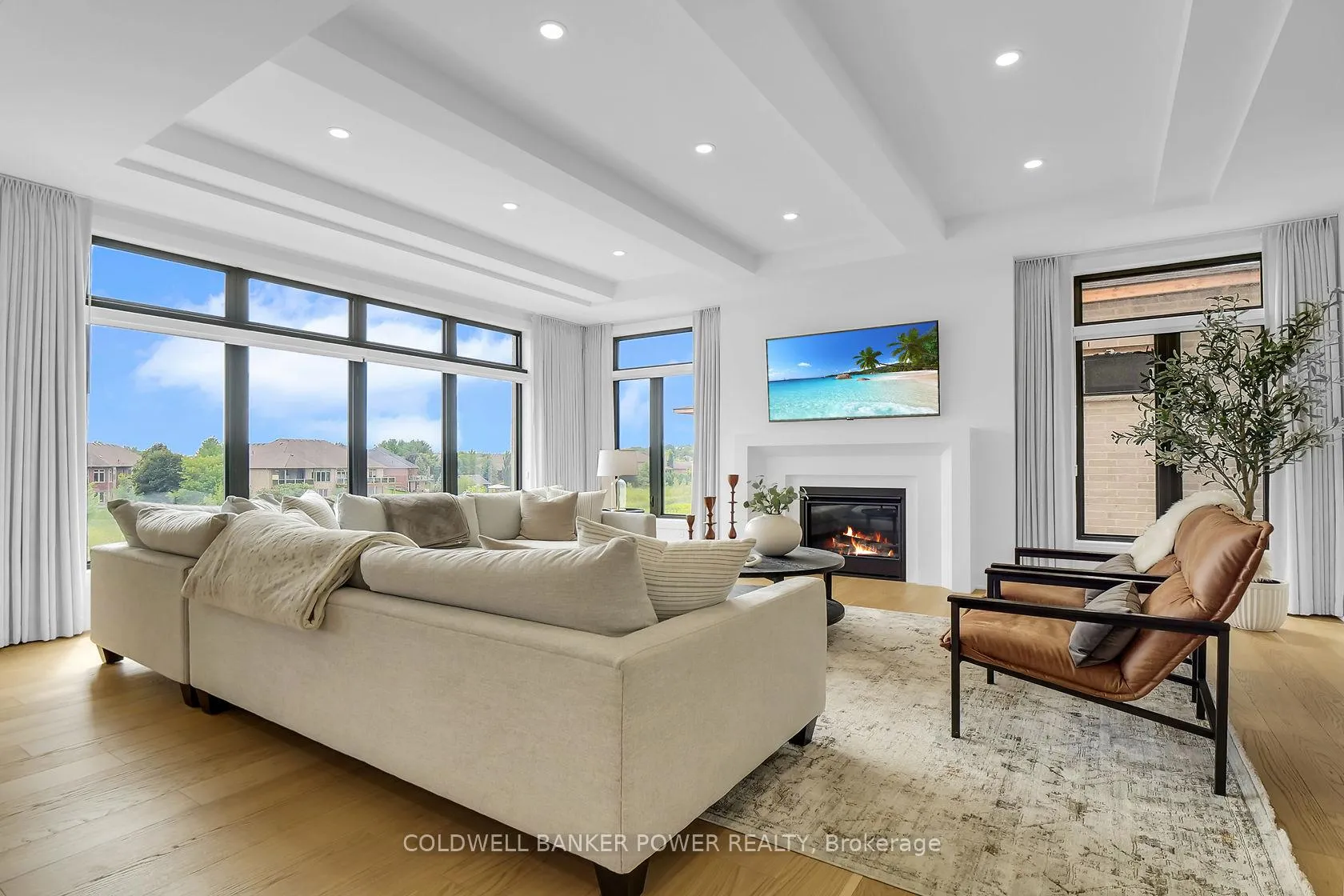 Photo 5 of 6315 Jack England Drive, London, South V — HOMEH