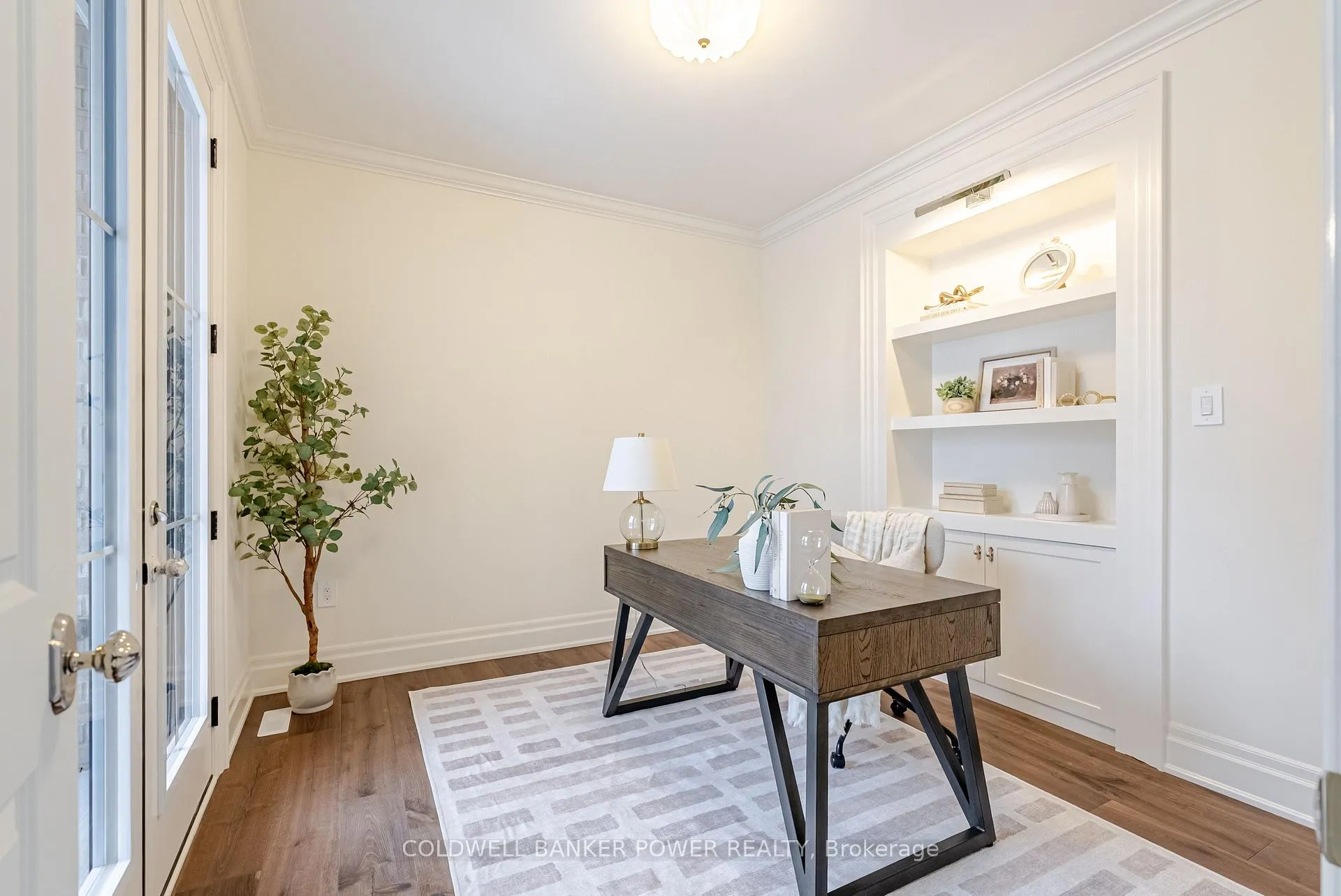Photo 6 of 6315 Jack England Drive, London, South V — HOMEH