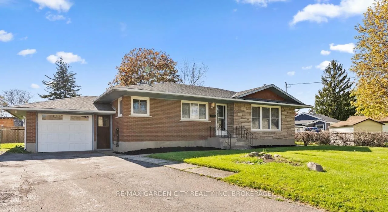 Photo 1 of 1 Gladman Avenue, St. Catharines, Martindale Pond — HOMEH