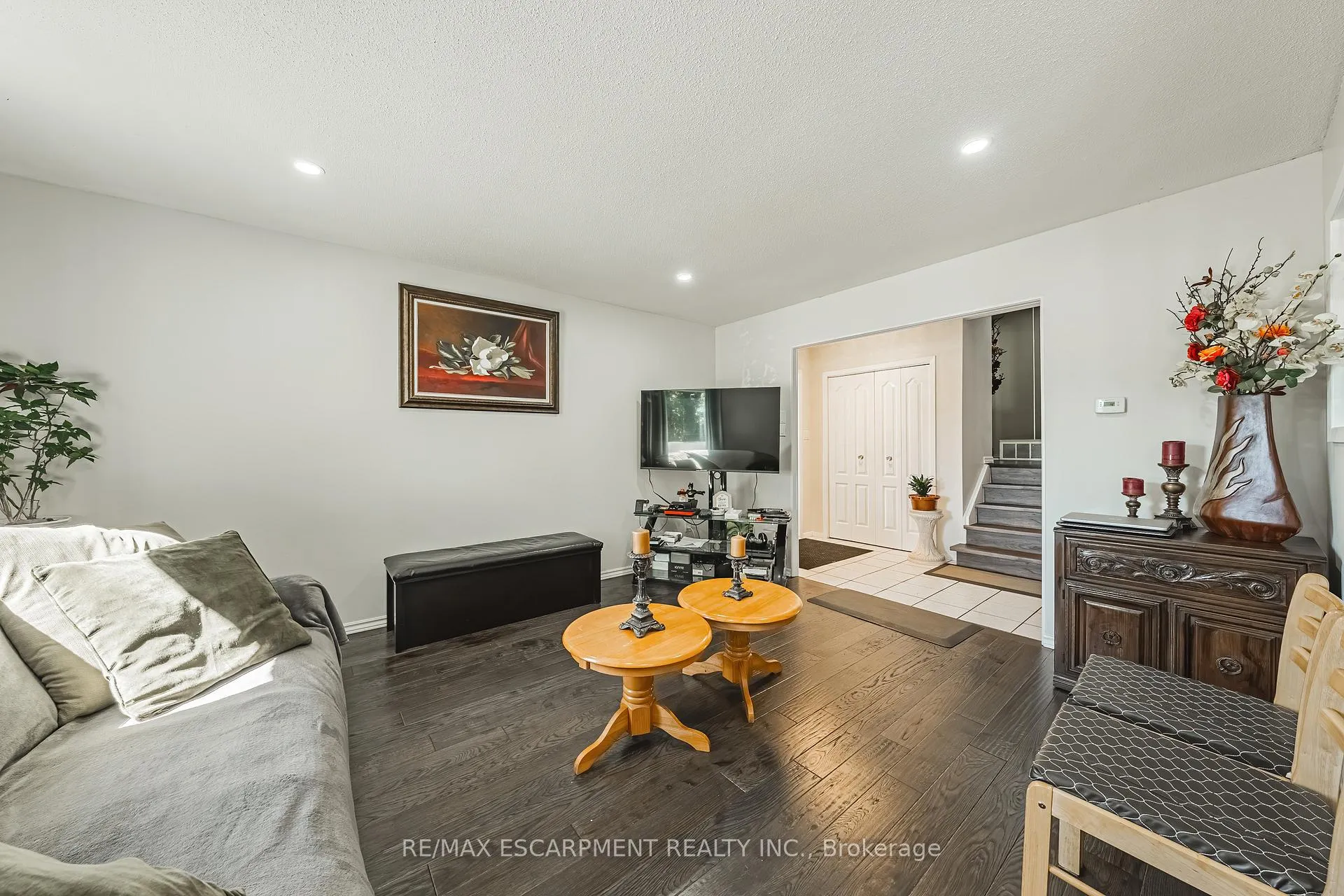 Photo 7 of 235 Larch Street, Hamilton, Lisgar — HOMEH