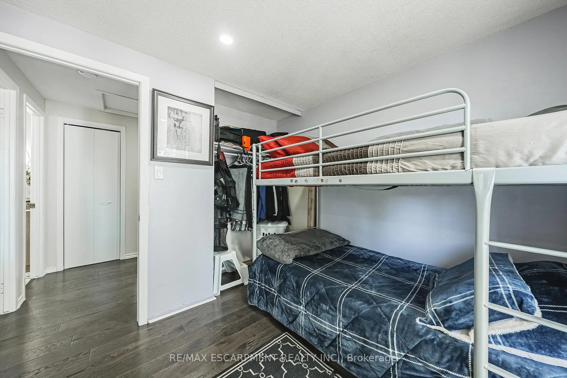 Photo 17 of 235 Larch Street, Hamilton, Lisgar — HOMEH