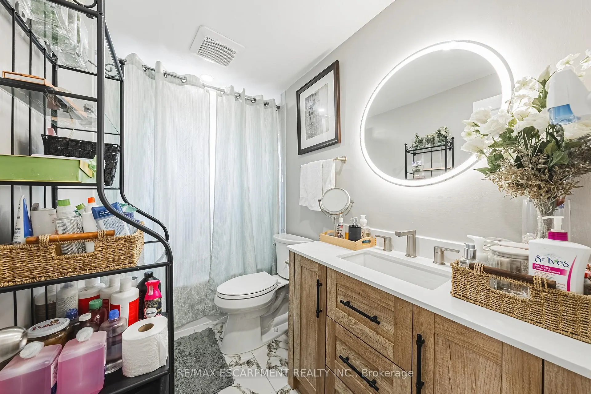 Photo 20 of 235 Larch Street, Hamilton, Lisgar — HOMEH