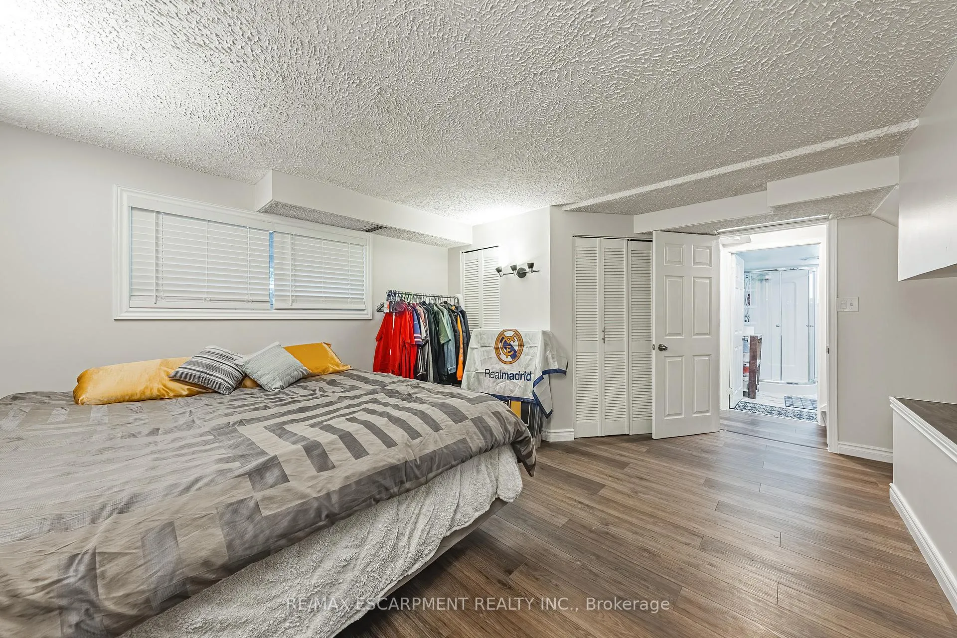 Photo 23 of 235 Larch Street, Hamilton, Lisgar — HOMEH