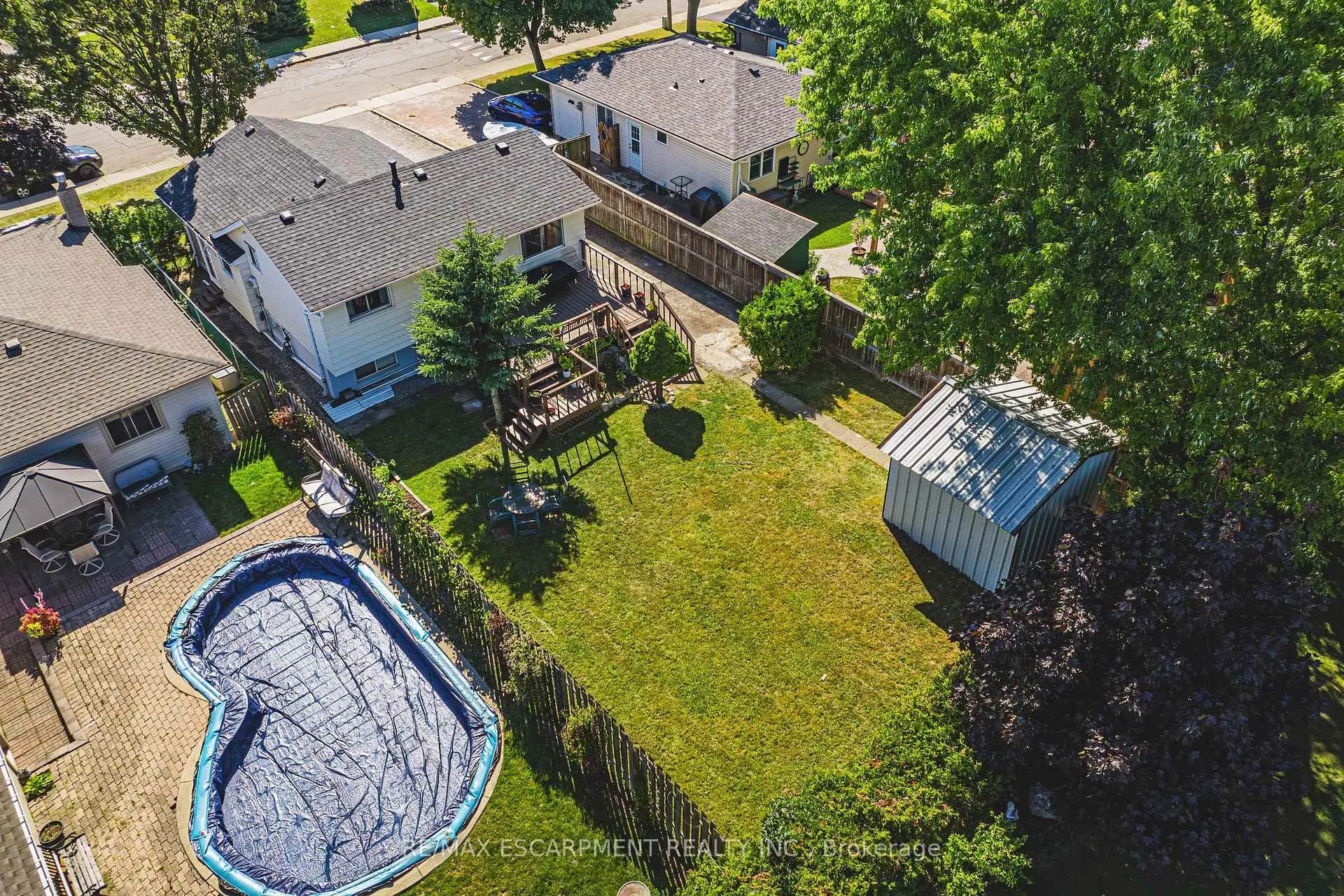 Photo 34 of 235 Larch Street, Hamilton, Lisgar — HOMEH