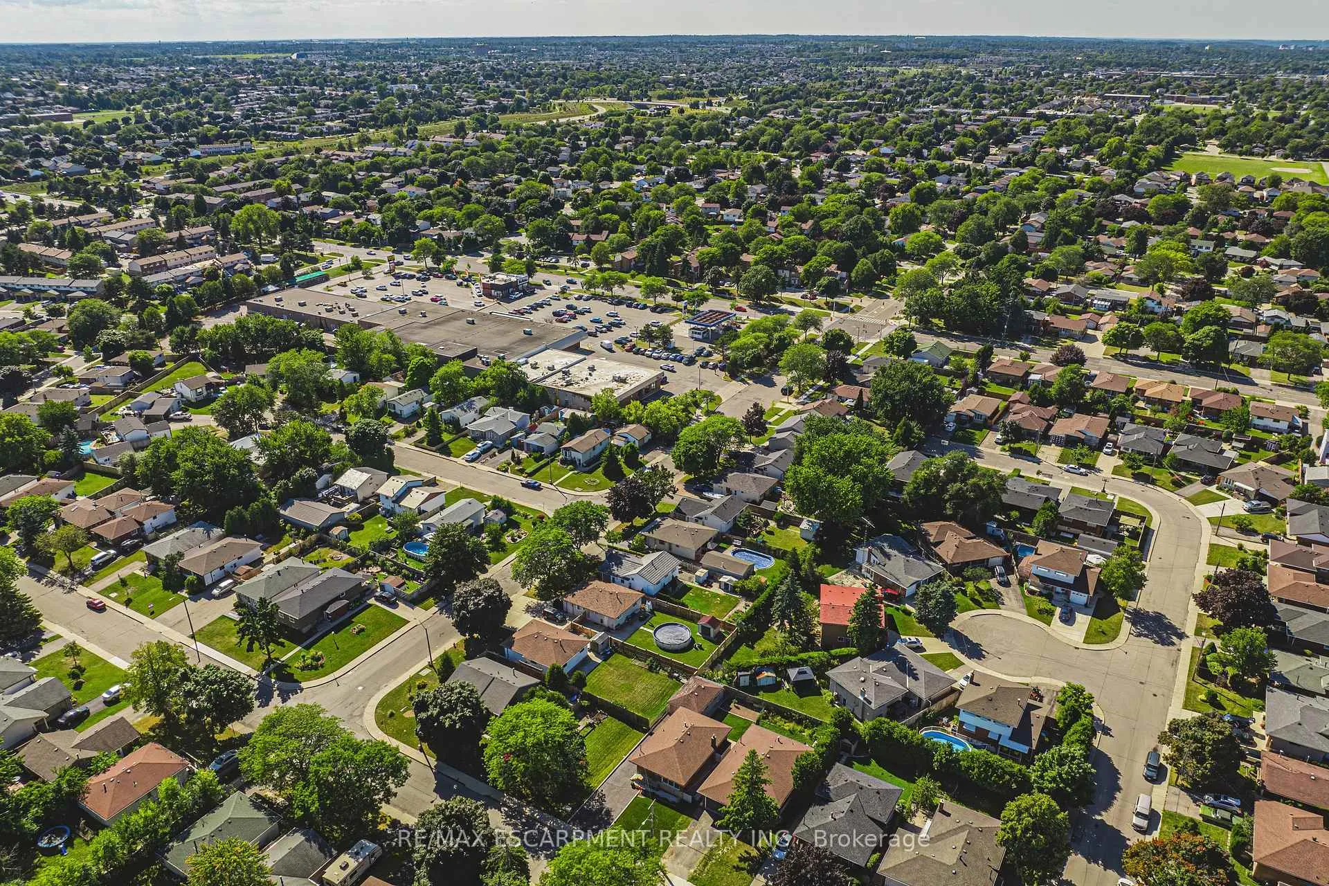 Photo 39 of 235 Larch Street, Hamilton, Lisgar — HOMEH
