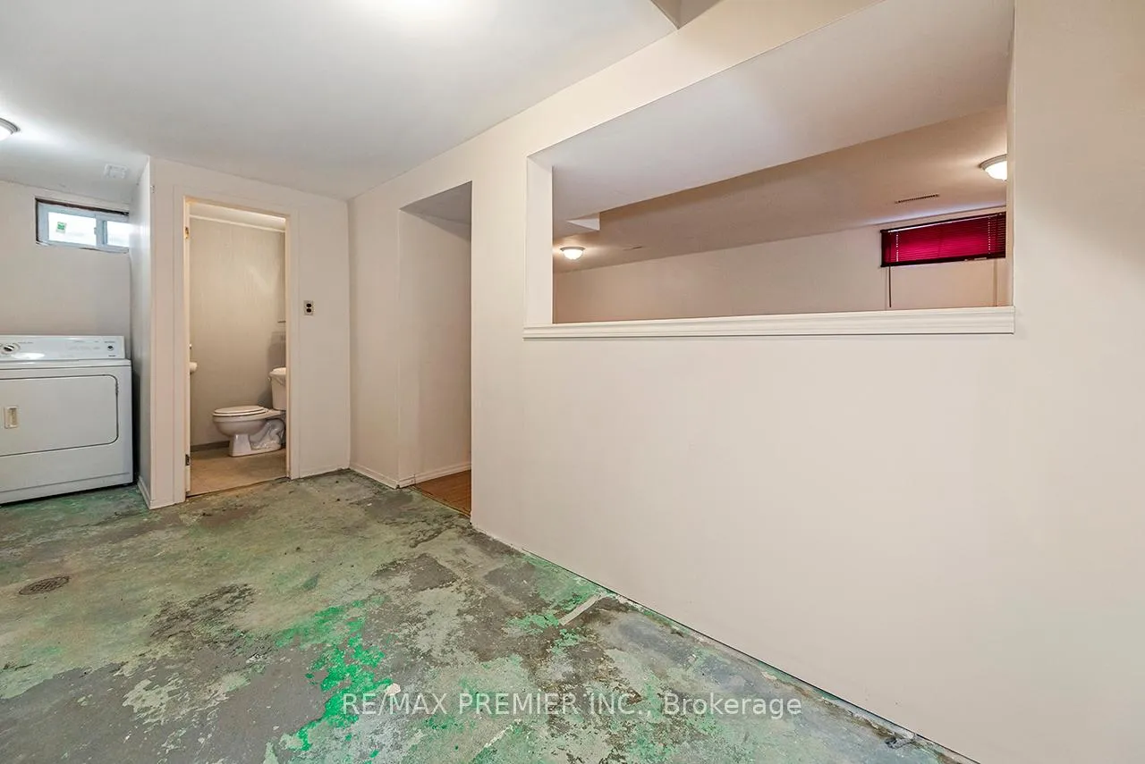 Photo 32 of 261 Leavens Court, Caledon, Bolton East — HOMEH