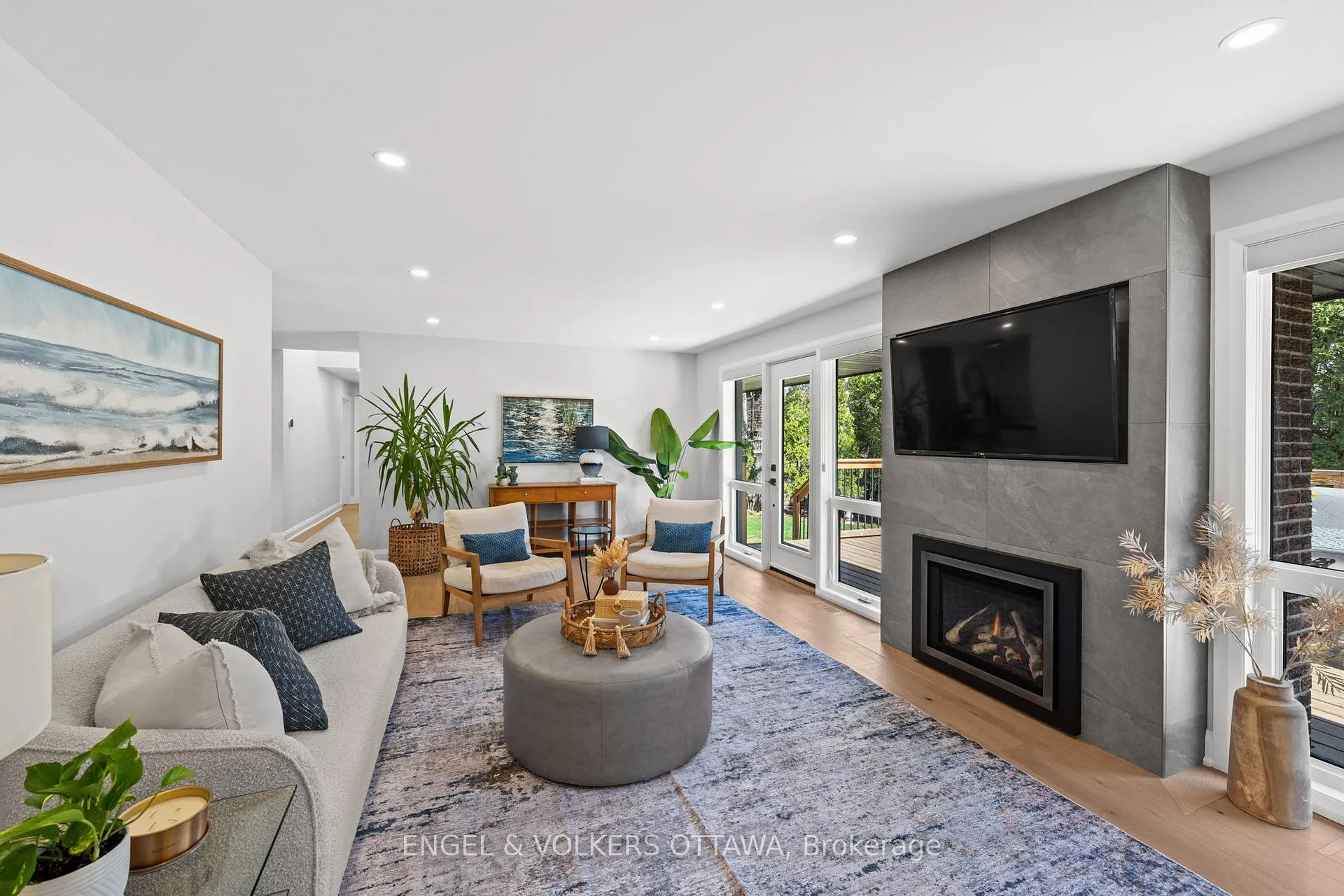Photo 9 of 51 Lismer Crescent, Ottawa, Kanata - Beaverbrook — HOMEH