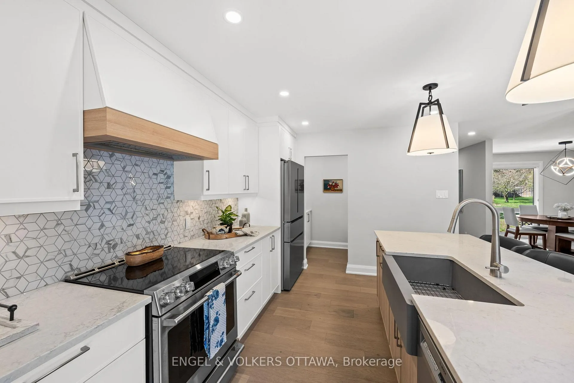 Photo 13 of 51 Lismer Crescent, Ottawa, Kanata - Beaverbrook — HOMEH