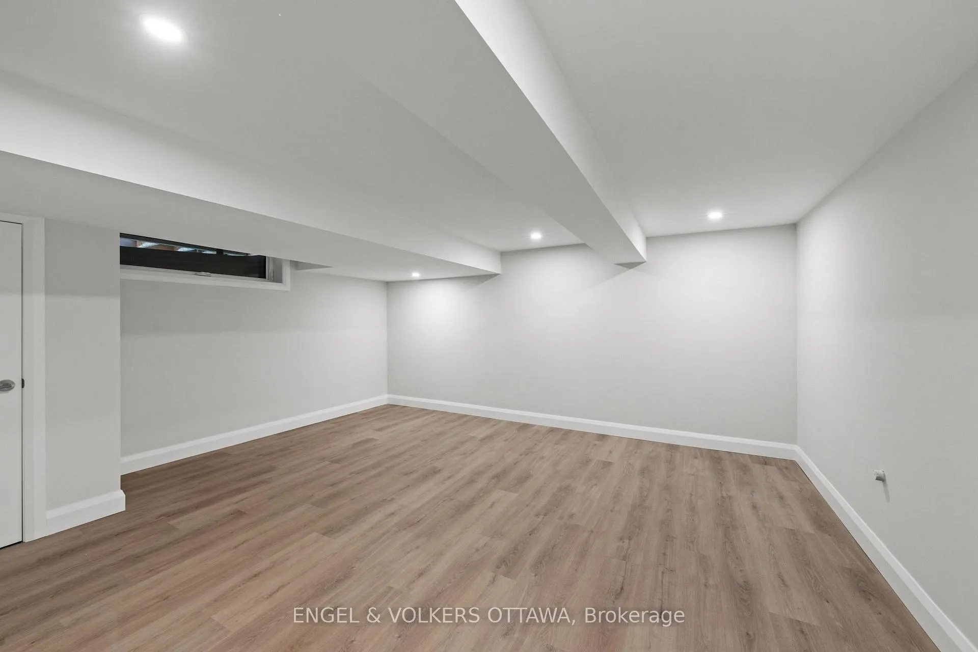 Photo 39 of 51 Lismer Crescent, Ottawa, Kanata - Beaverbrook — HOMEH