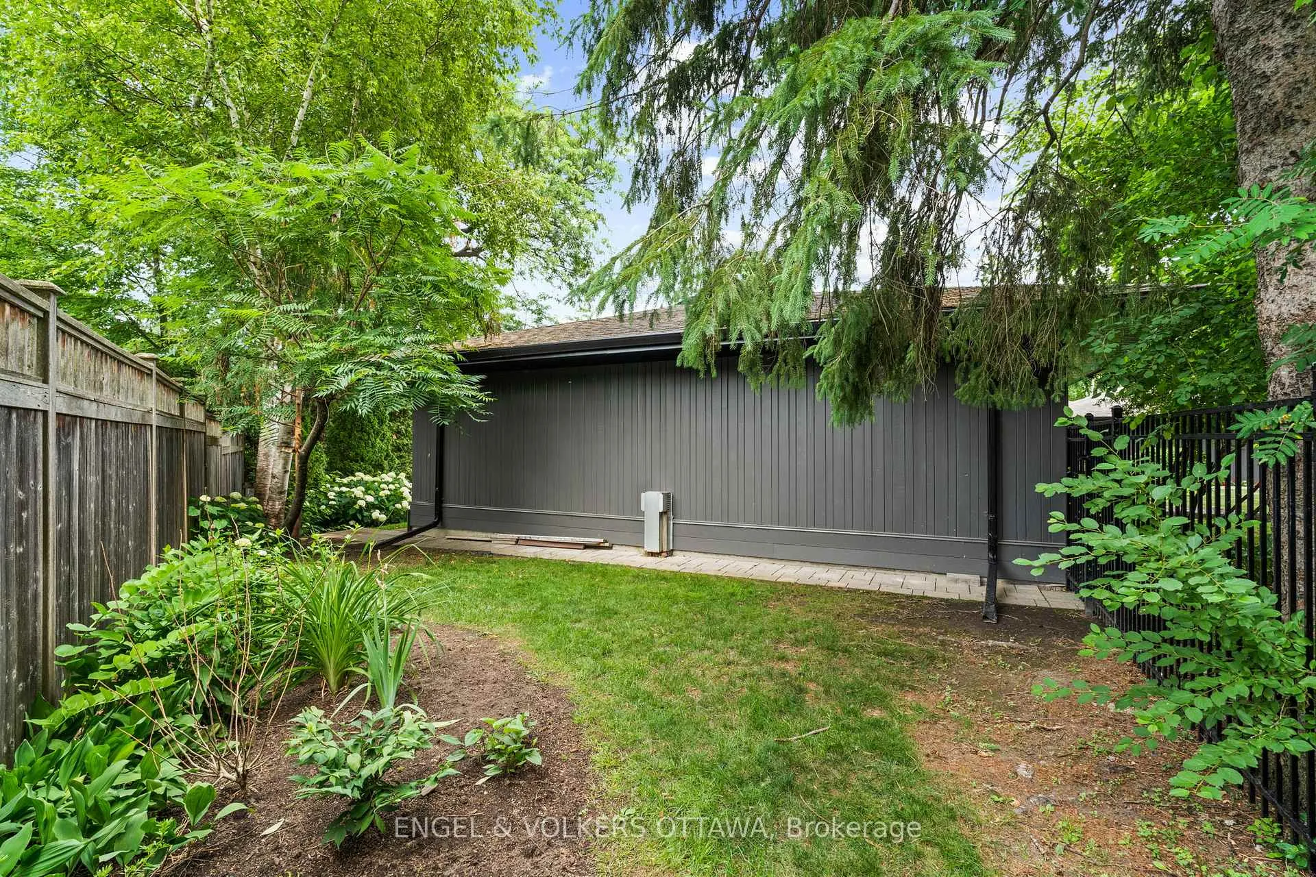 Photo 41 of 51 Lismer Crescent, Ottawa, Kanata - Beaverbrook — HOMEH