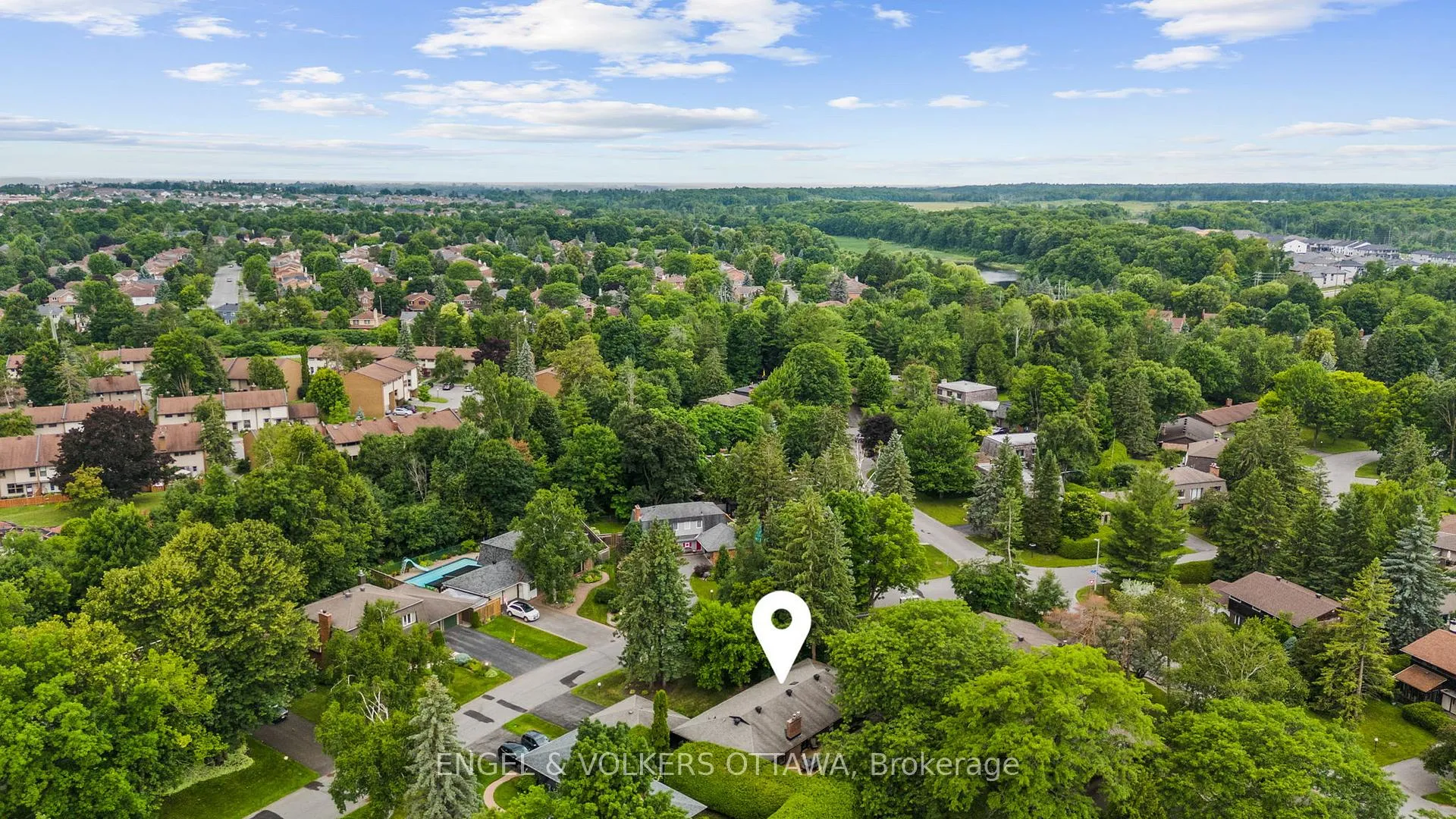 Photo 45 of 51 Lismer Crescent, Ottawa, Kanata - Beaverbrook — HOMEH