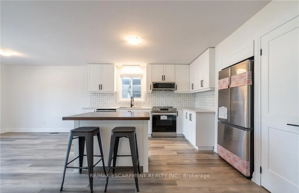 Photo 15 of Unit 3, 4289 Mountain Street, Lincoln, Beamsville — HOMEH