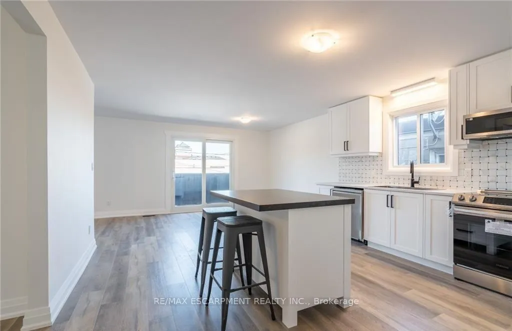 Photo 16 of Unit 3, 4289 Mountain Street, Lincoln, Beamsville — HOMEH