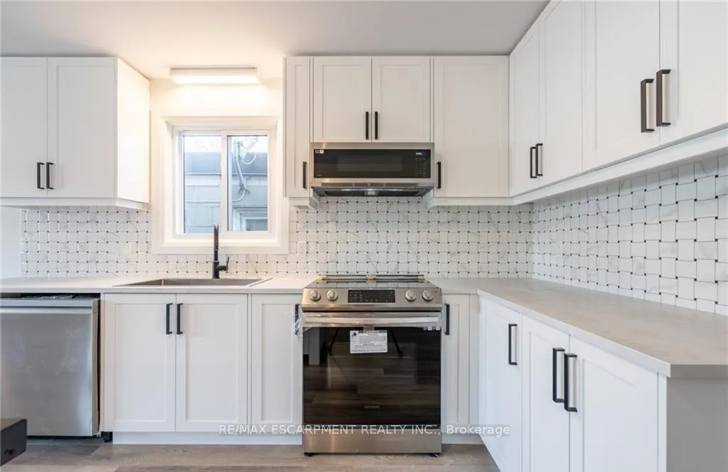 Photo 17 of Unit 3, 4289 Mountain Street, Lincoln, Beamsville — HOMEH