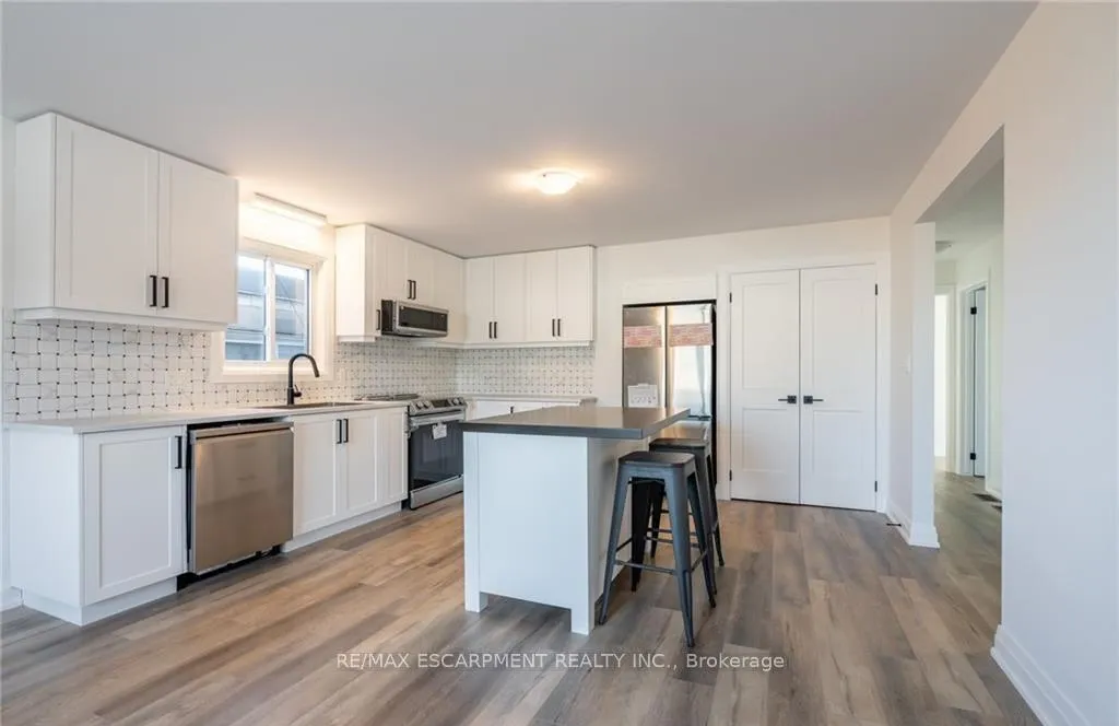 Photo 18 of Unit 3, 4289 Mountain Street, Lincoln, Beamsville — HOMEH
