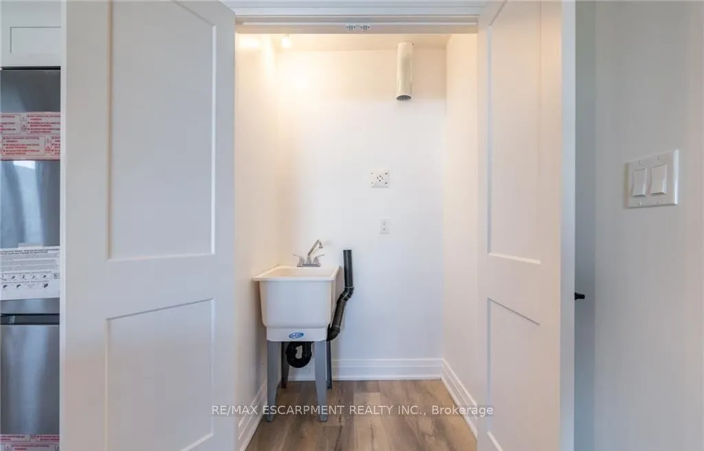 Photo 20 of Unit 3, 4289 Mountain Street, Lincoln, Beamsville — HOMEH
