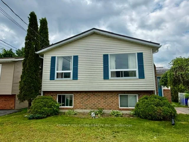 Photo 3 of 16 Dunn Street, Kawartha Lakes, Bobcaygeon — HOMEH