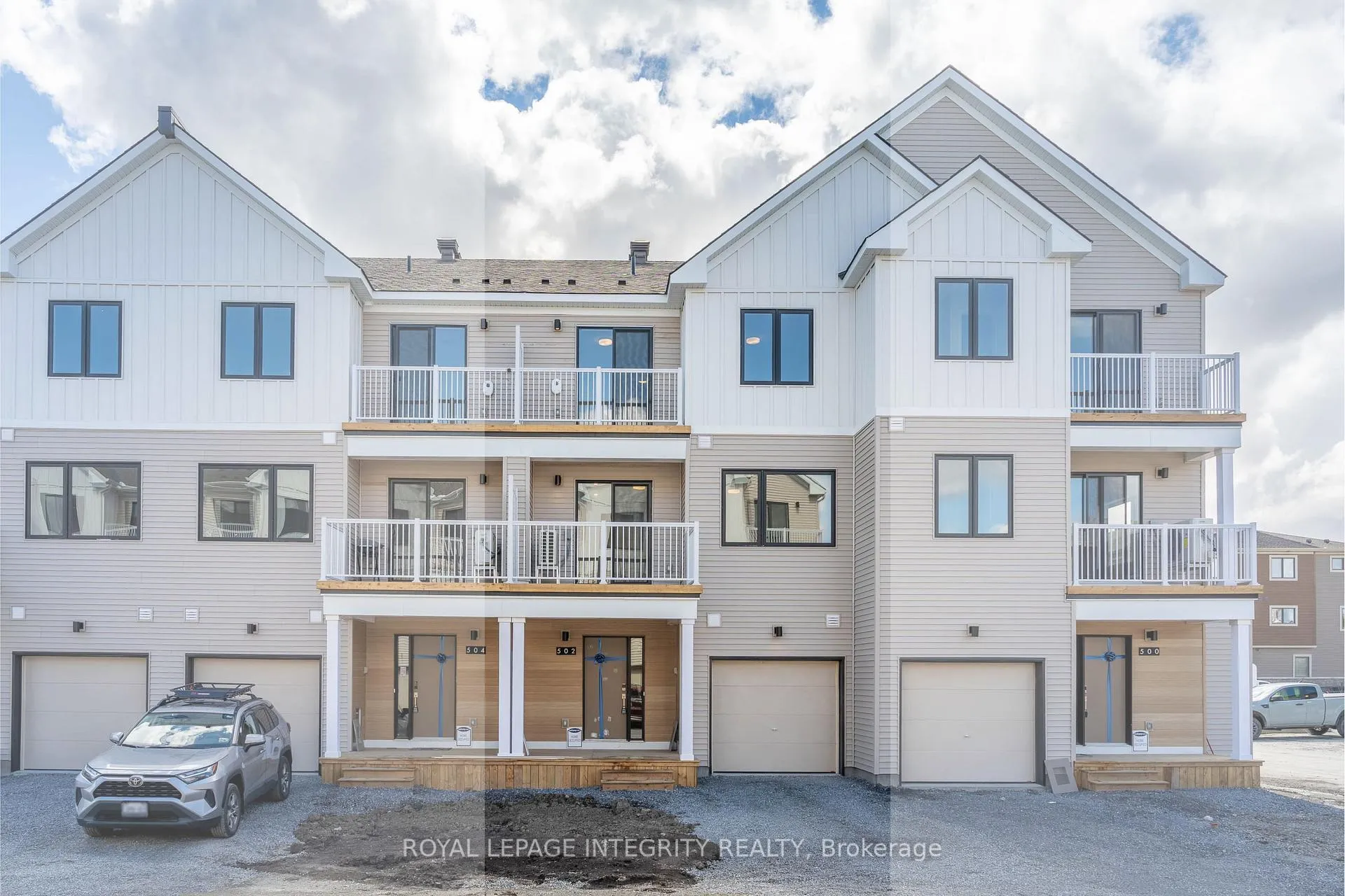 Photo 1 of 502 Celestine Private, Ottawa, Barrhaven - Heritage Park — HOMEH