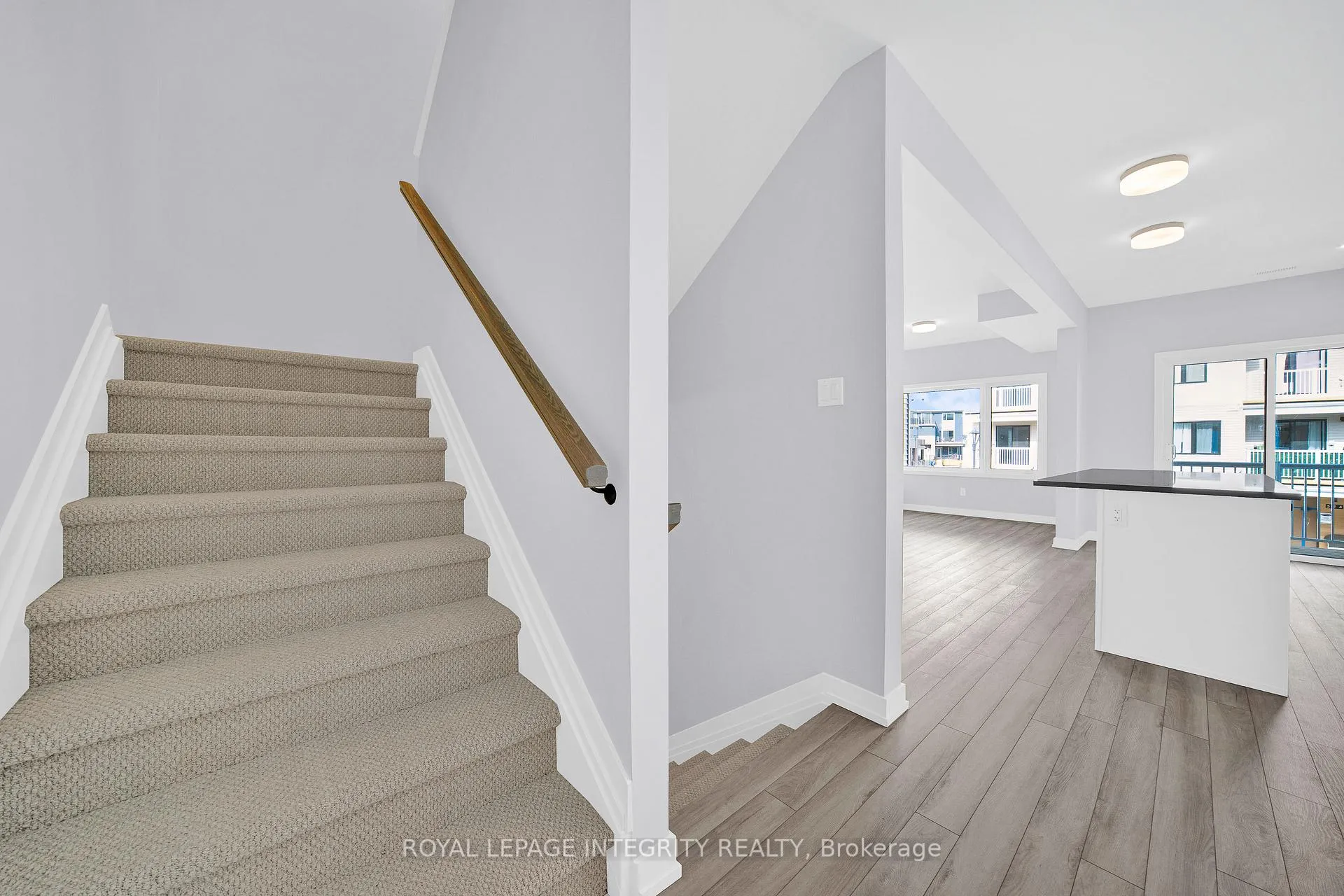 Photo 14 of 502 Celestine Private, Ottawa, Barrhaven - Heritage Park — HOMEH