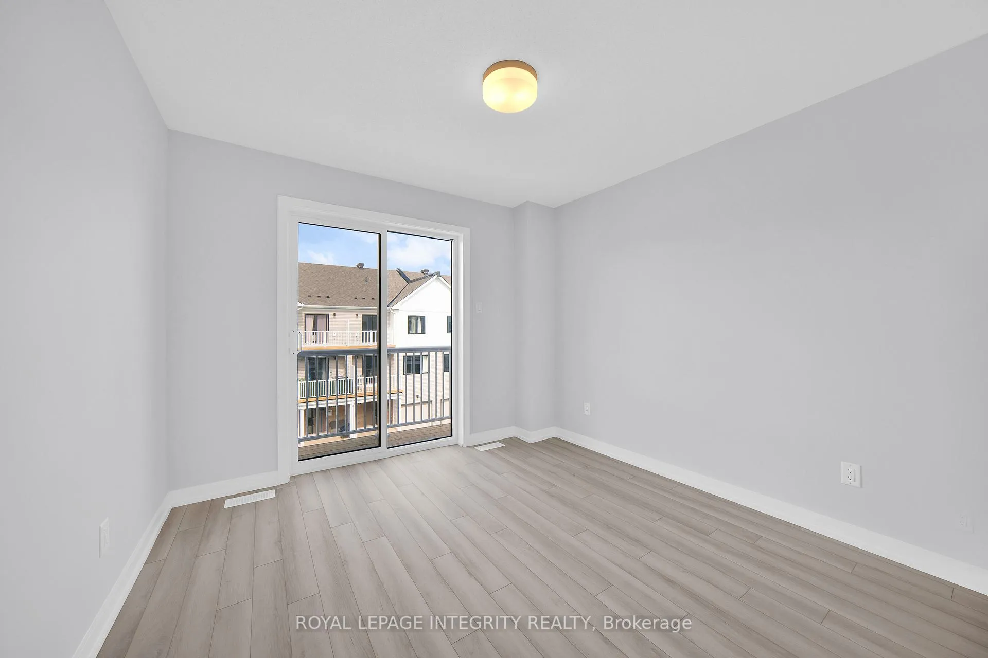 Photo 20 of 502 Celestine Private, Ottawa, Barrhaven - Heritage Park — HOMEH