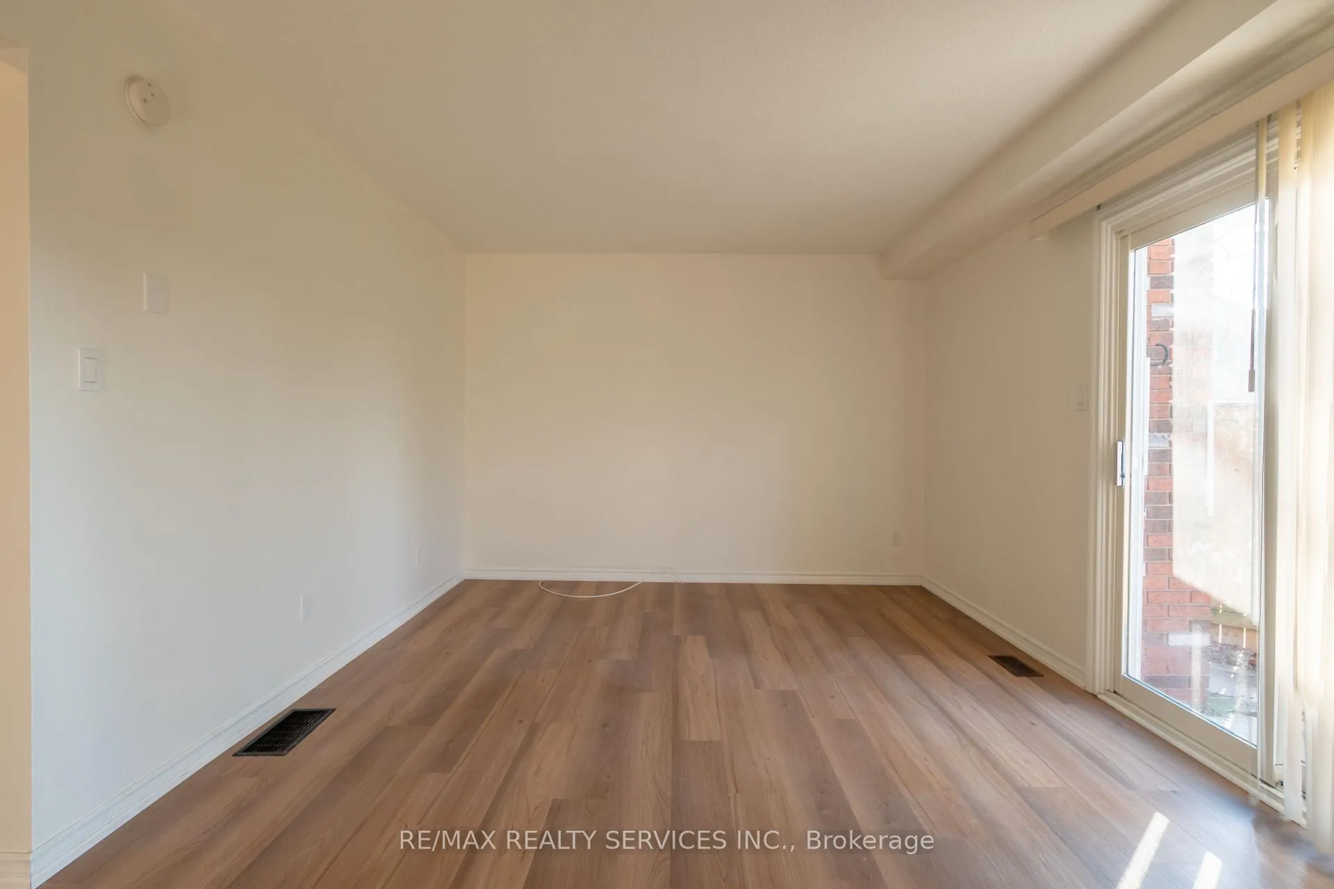 Photo 13 of Unit 176, 100 Brownleigh Avenue, Welland, Welland Downtown — HOMEH