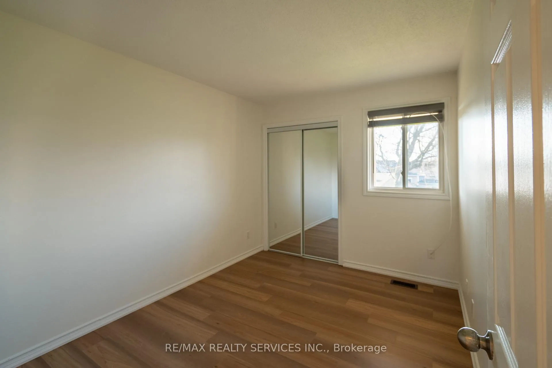 Photo 16 of Unit 176, 100 Brownleigh Avenue, Welland, Welland Downtown — HOMEH