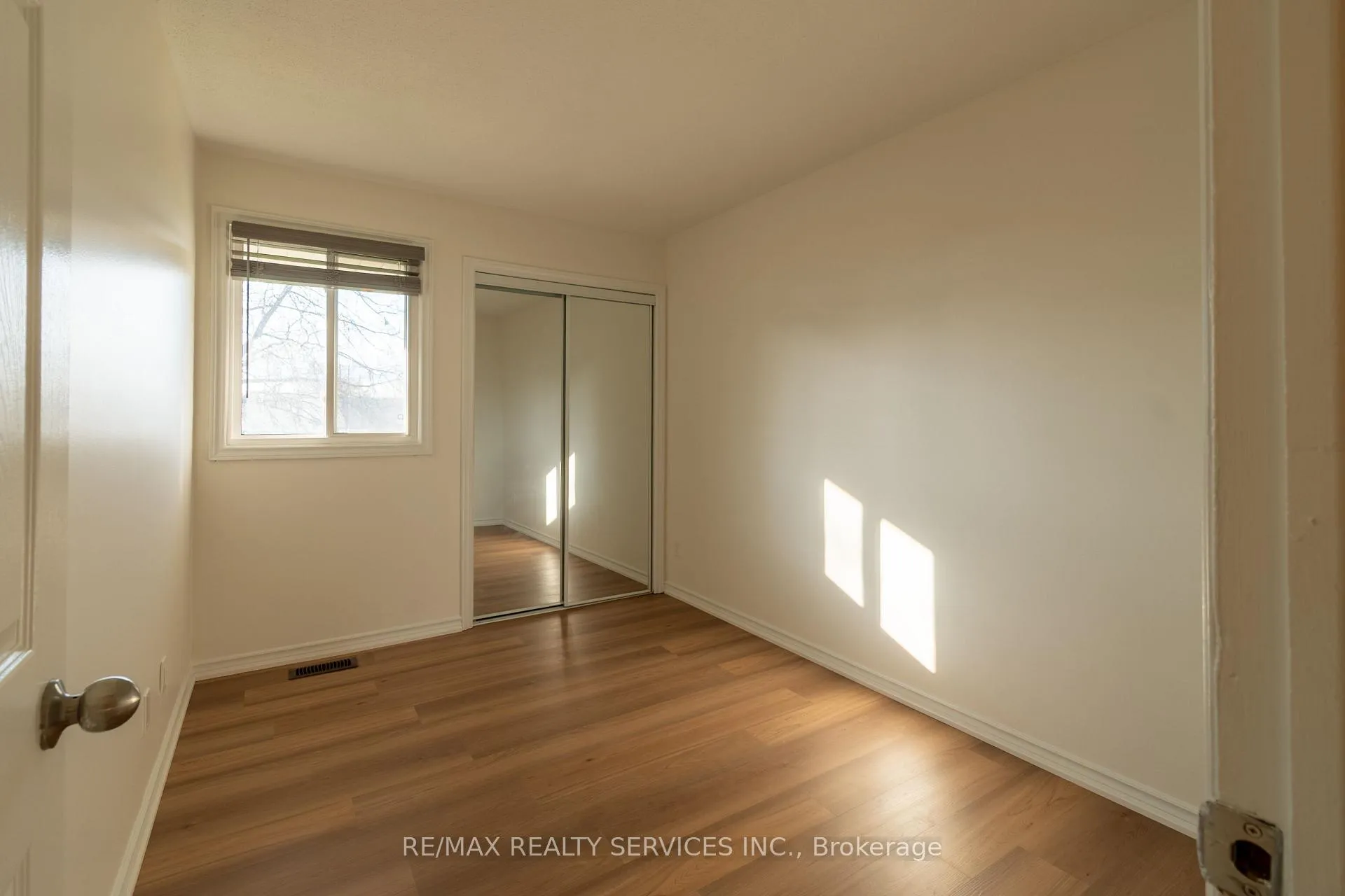 Photo 19 of Unit 176, 100 Brownleigh Avenue, Welland, Welland Downtown — HOMEH