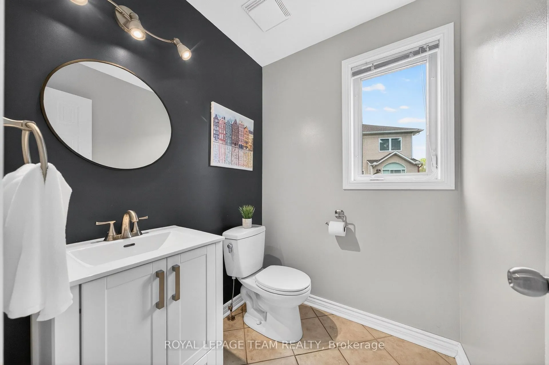 Photo 17 of 108 Landover Crescent, Ottawa, Kanata - Emerald Meadows/Trailwest — HOMEH