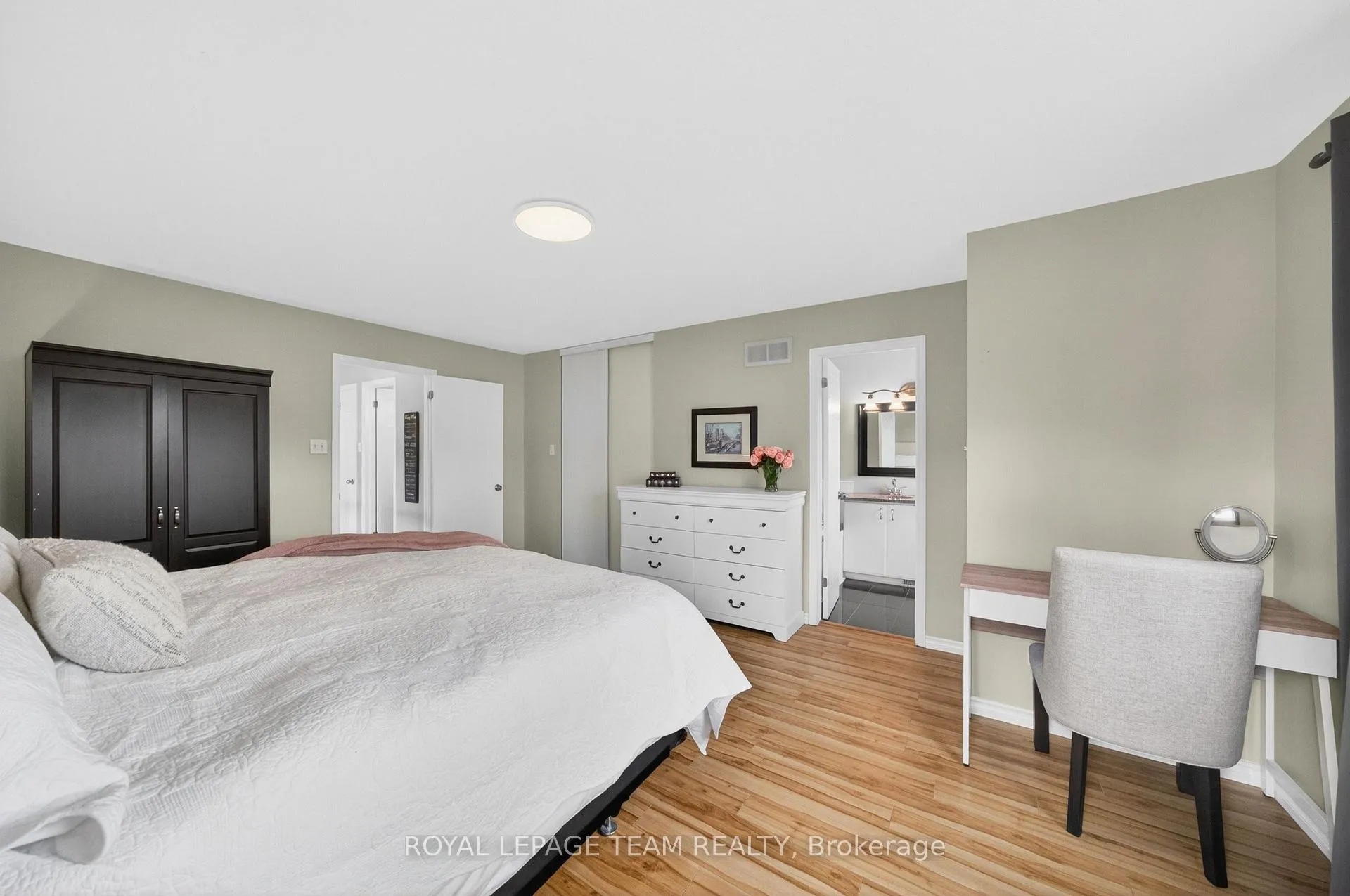 Photo 21 of 108 Landover Crescent, Ottawa, Kanata - Emerald Meadows/Trailwest — HOMEH