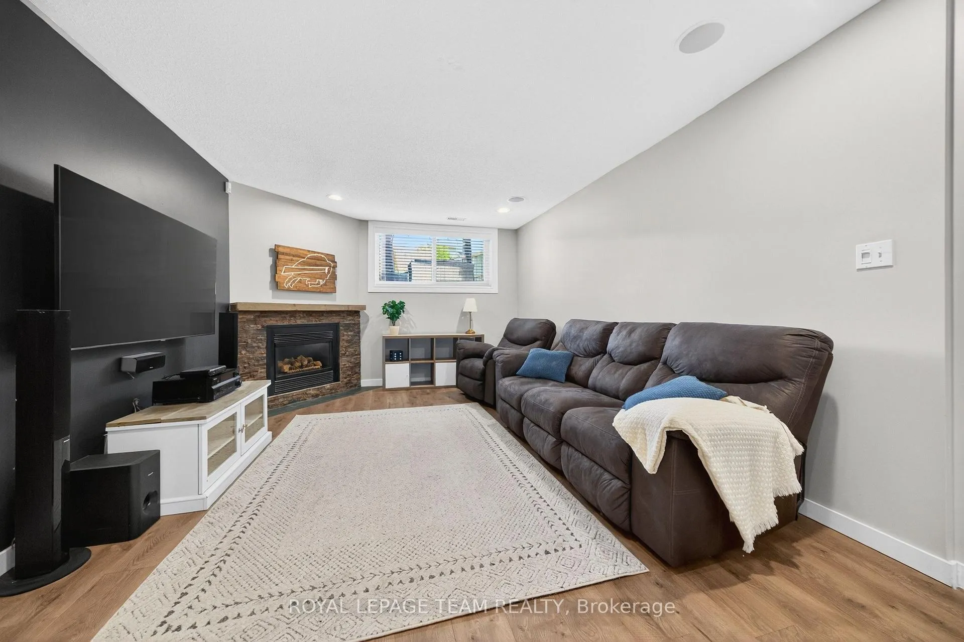 Photo 31 of 108 Landover Crescent, Ottawa, Kanata - Emerald Meadows/Trailwest — HOMEH