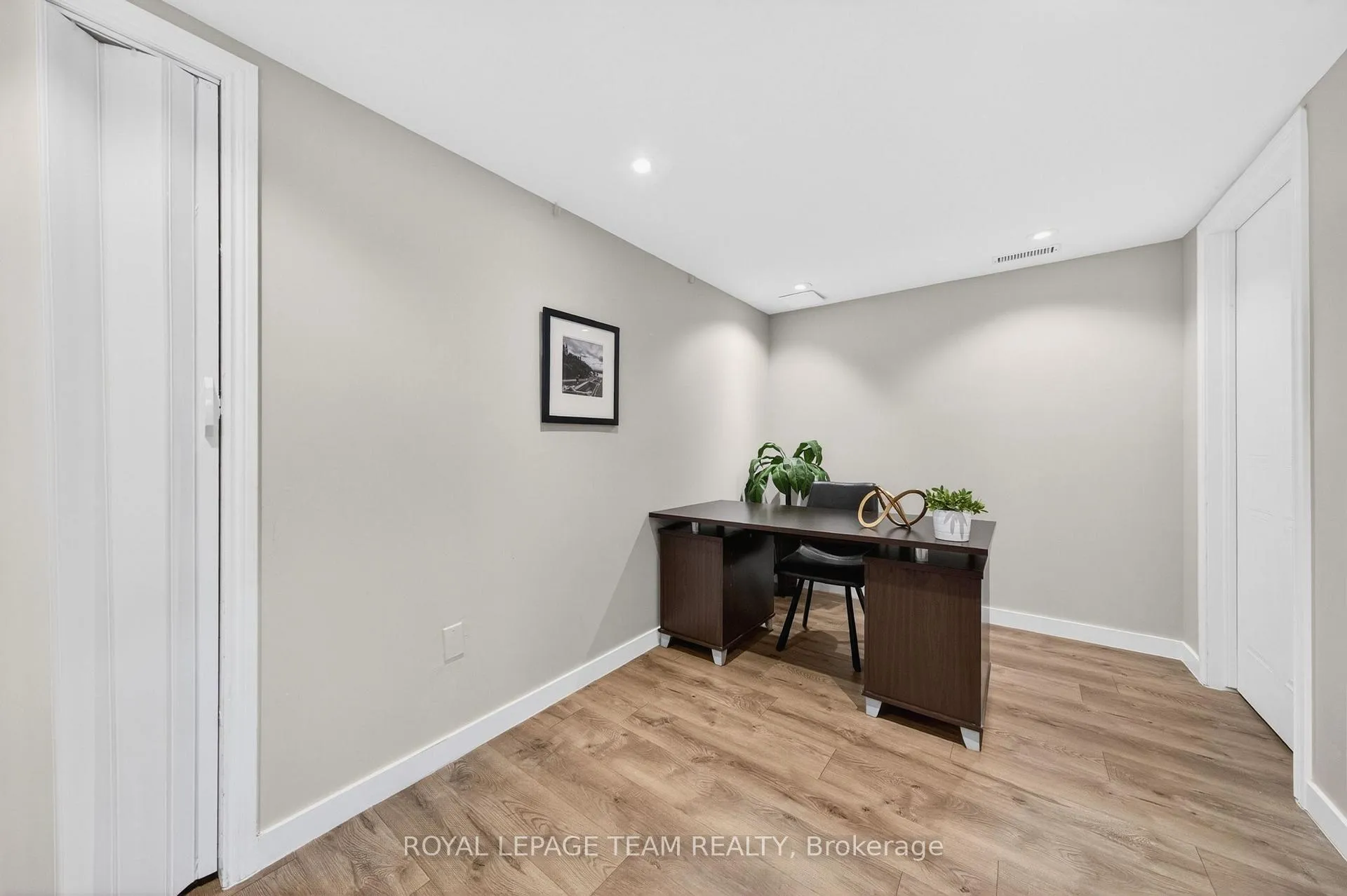 Photo 33 of 108 Landover Crescent, Ottawa, Kanata - Emerald Meadows/Trailwest — HOMEH
