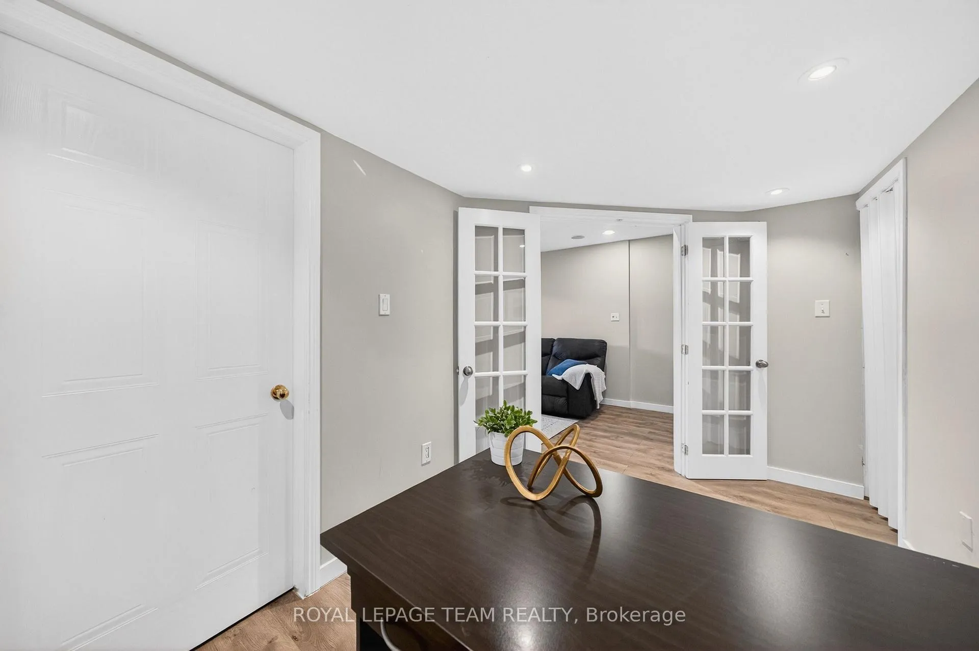 Photo 34 of 108 Landover Crescent, Ottawa, Kanata - Emerald Meadows/Trailwest — HOMEH