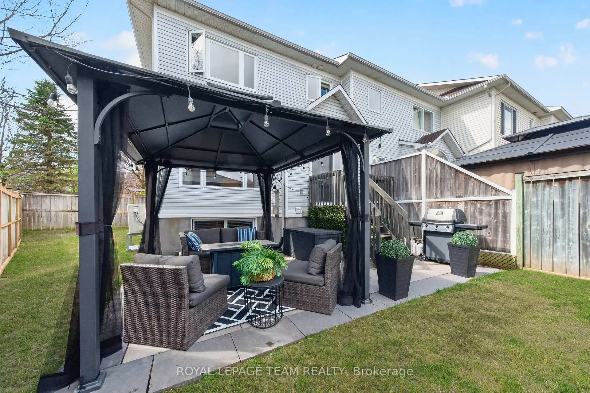 Photo 36 of 108 Landover Crescent, Ottawa, Kanata - Emerald Meadows/Trailwest — HOMEH
