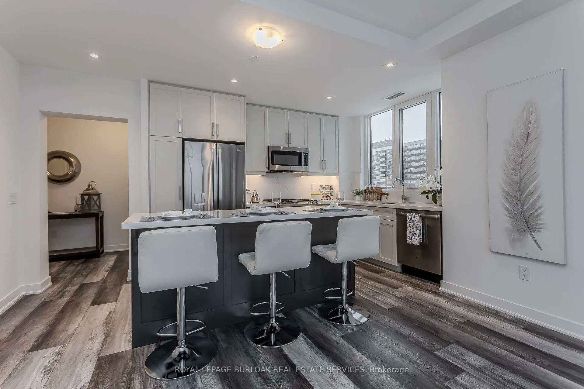 Photo 8 of Unit 603, 2007 James Street, Burlington, Brant — HOMEH