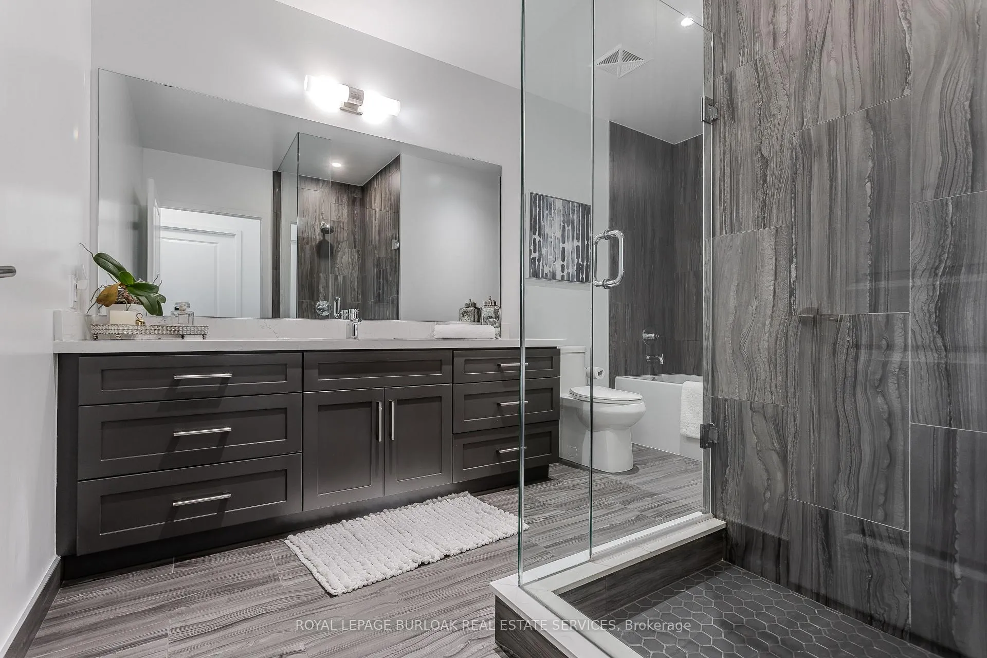 Photo 16 of Unit 603, 2007 James Street, Burlington, Brant — HOMEH