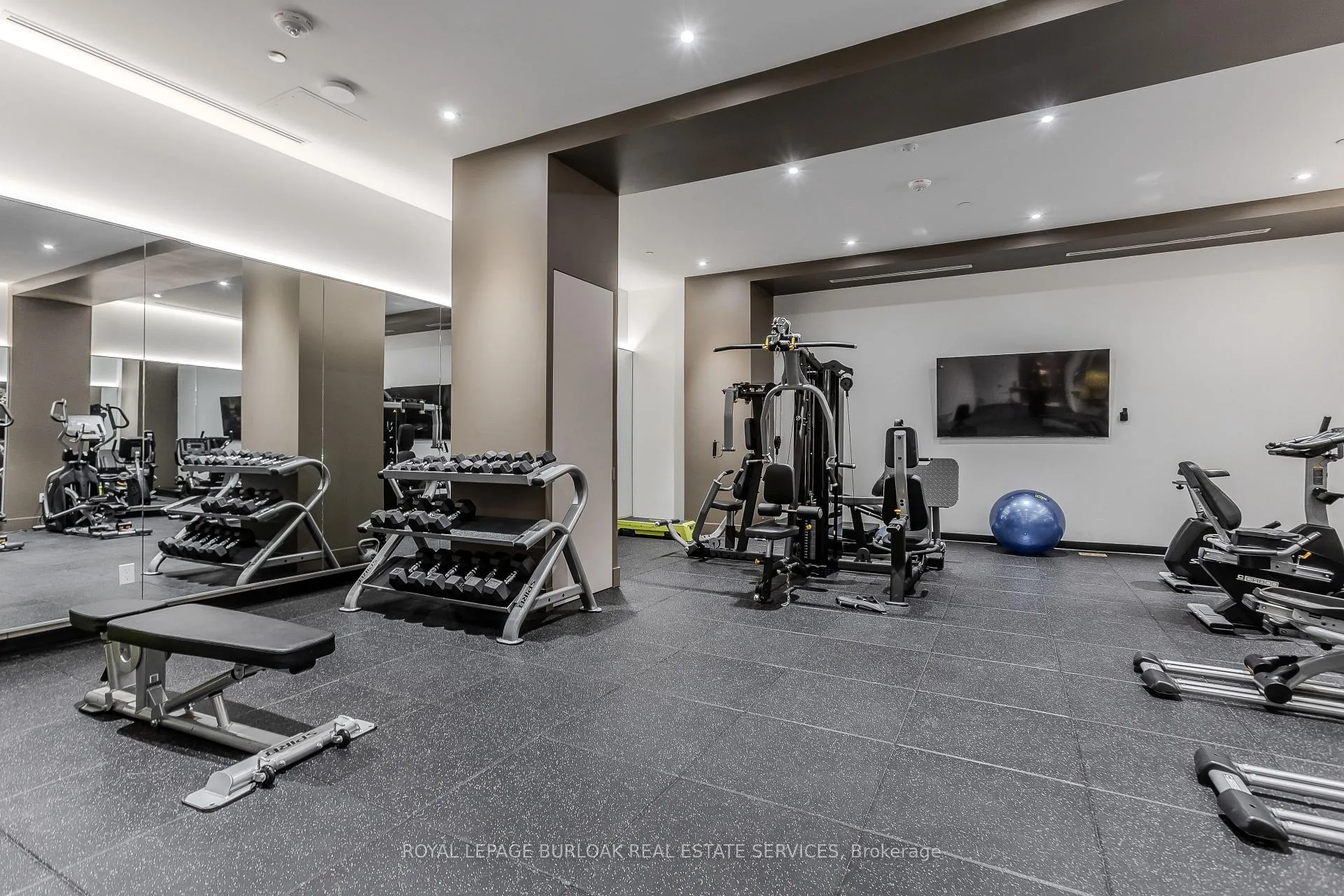 Photo 31 of Unit 603, 2007 James Street, Burlington, Brant — HOMEH