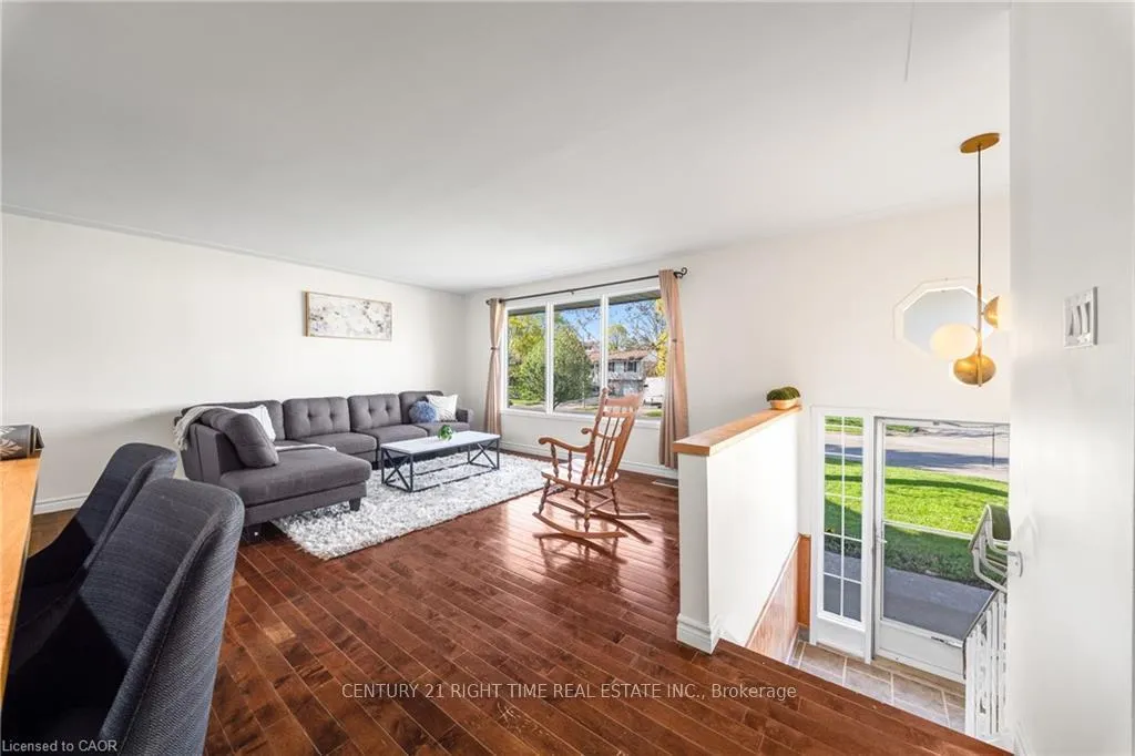 Photo 5 of 183 Harvard Road, Waterloo — HOMEH
