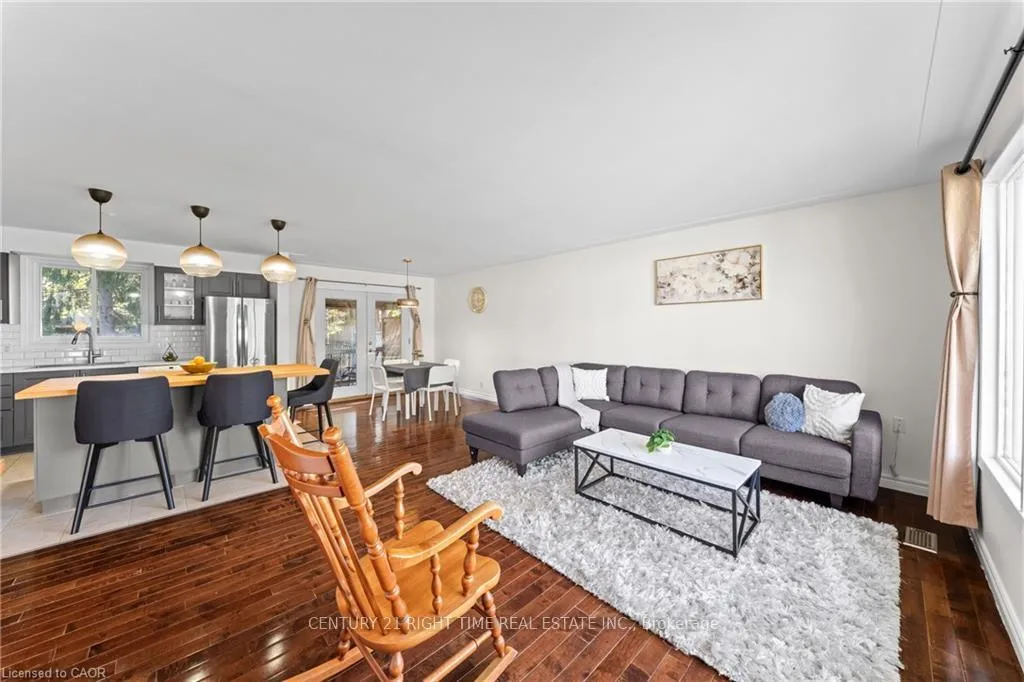 Photo 6 of 183 Harvard Road, Waterloo — HOMEH
