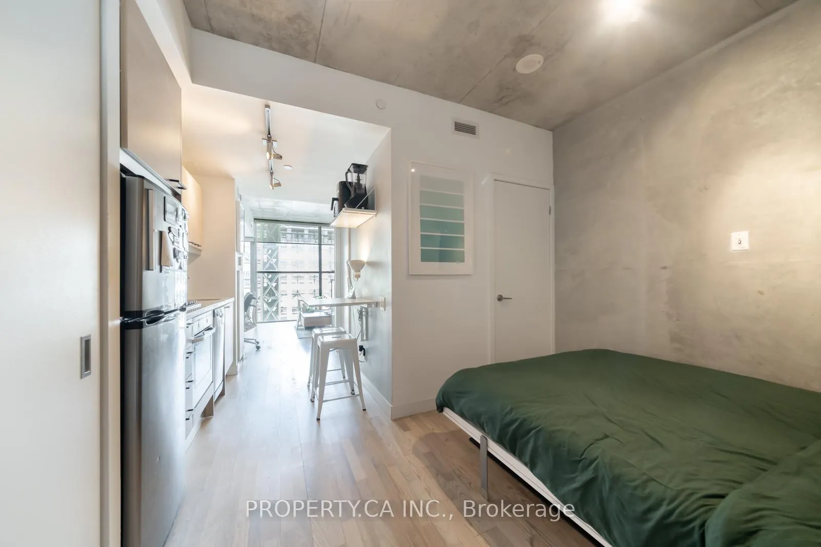 Photo 10 of Unit 403, 25 Oxley Street, Toronto, Waterfront Communities — HOMEH