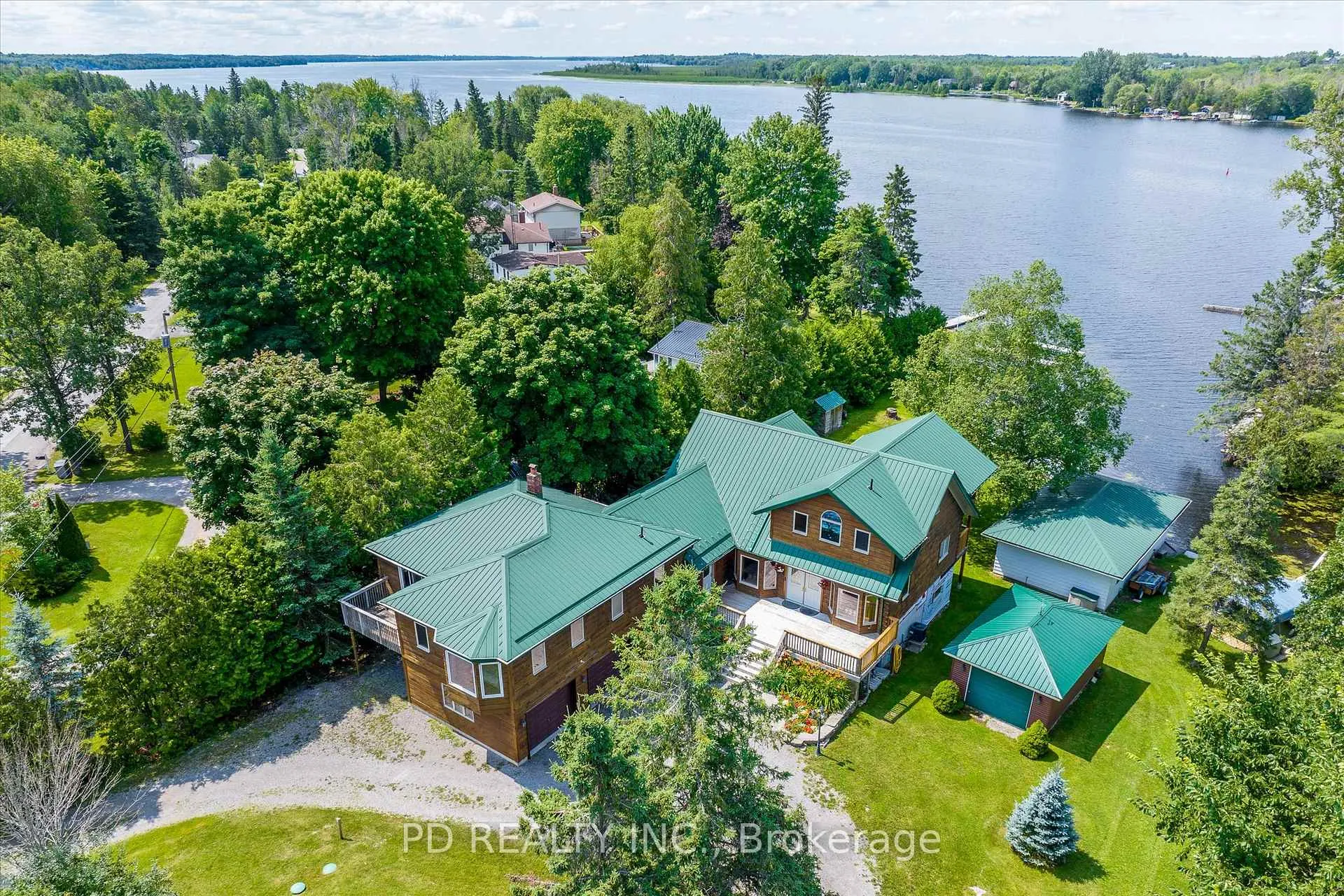 Front of 48 Sturgeon Glen Road