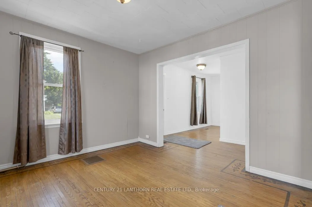 Photo 11 of 44 Metcalf Street, Tweed, Tweed (Village) — HOMEH