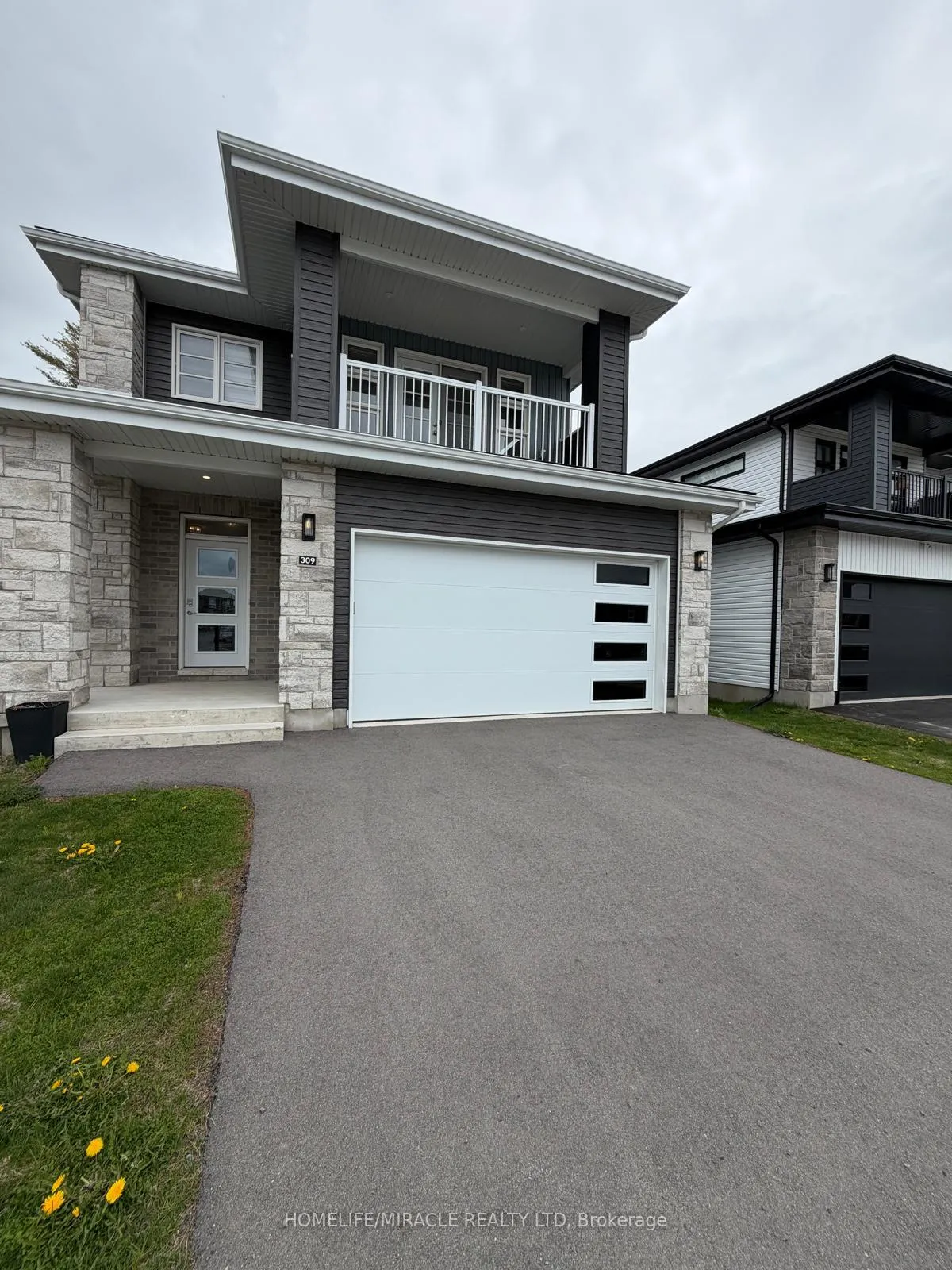 Photo 1 of 309 Pratt Drive, Loyalist, Amherstview — HOMEH