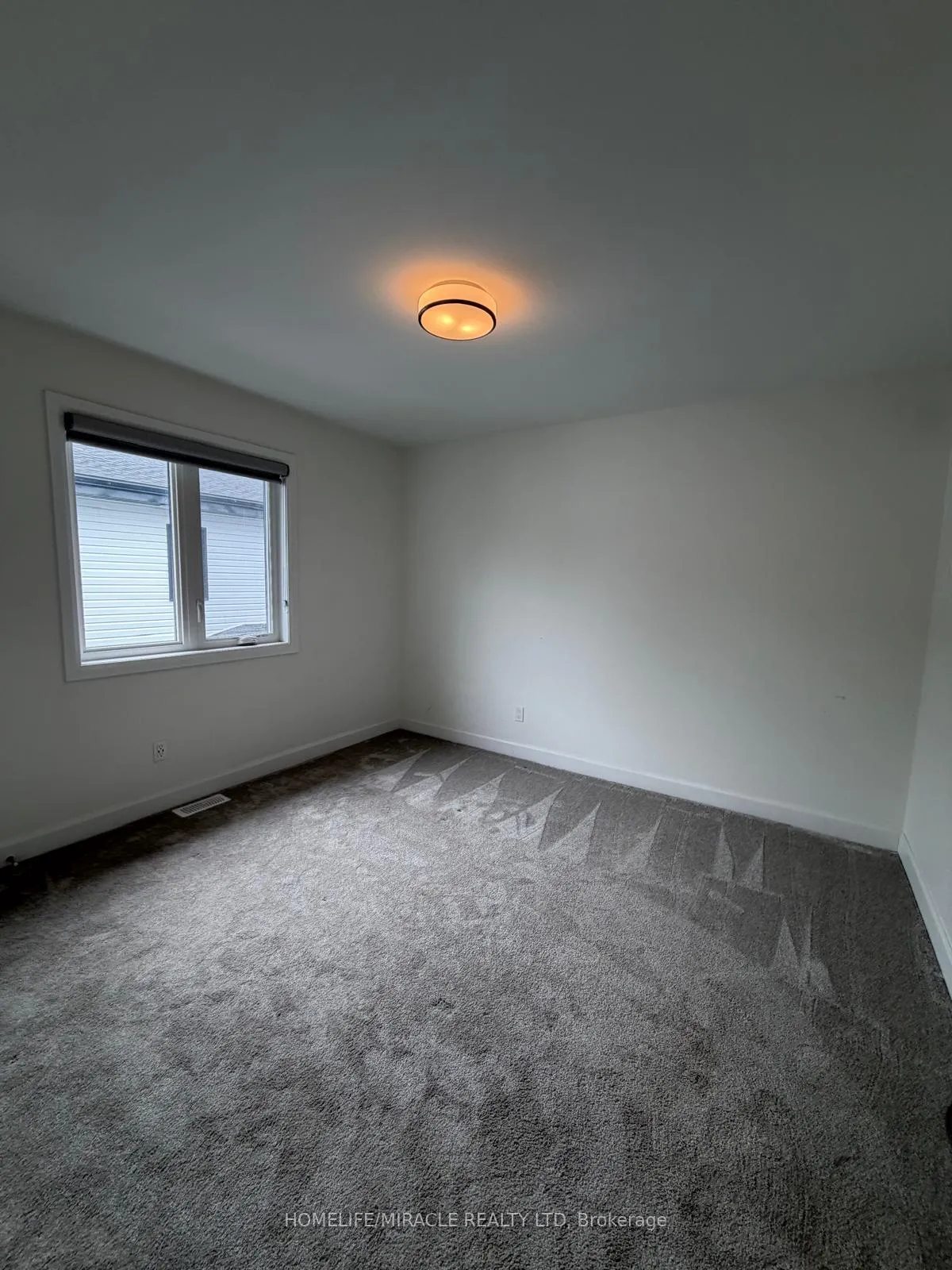Photo 23 of 309 Pratt Drive, Loyalist, Amherstview — HOMEH