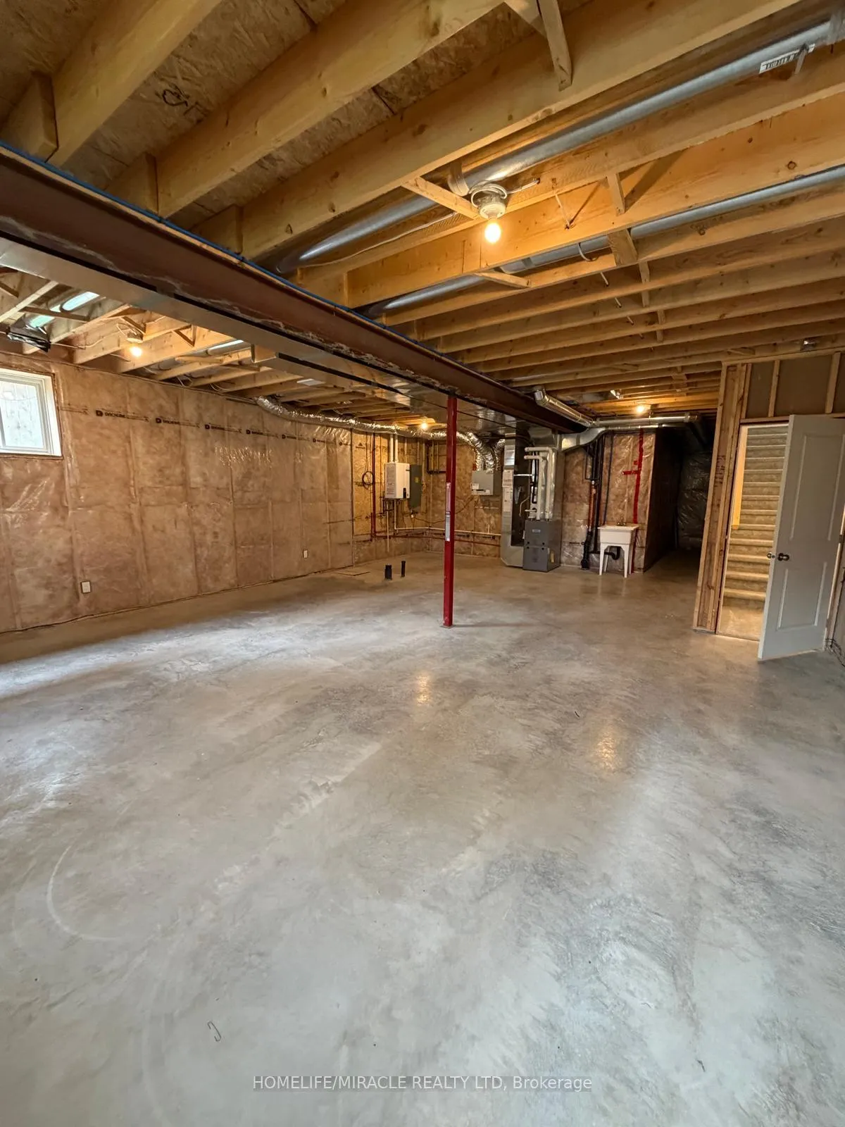 Photo 28 of 309 Pratt Drive, Loyalist, Amherstview — HOMEH