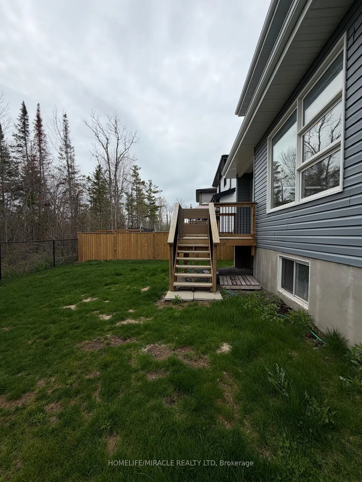 Photo 32 of 309 Pratt Drive, Loyalist, Amherstview — HOMEH