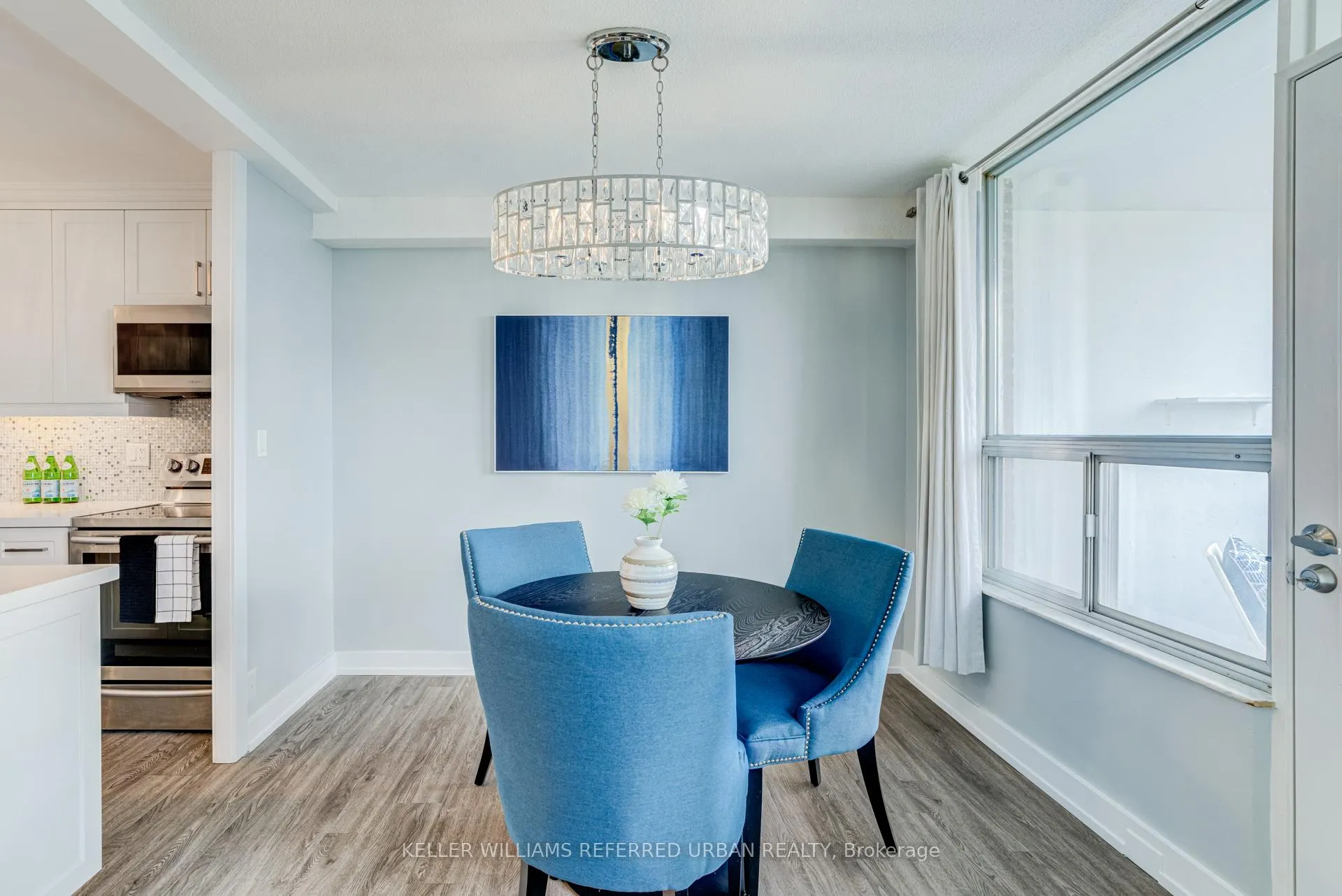 Photo 8 of Unit 1417, 10 Edgecliff Golfway, Toronto, Flemingdon Park — HOMEH