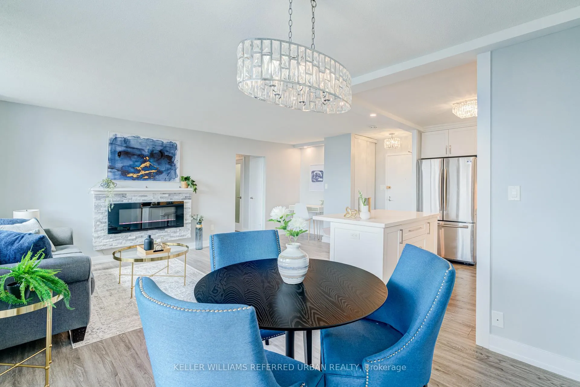 Photo 9 of Unit 1417, 10 Edgecliff Golfway, Toronto, Flemingdon Park — HOMEH