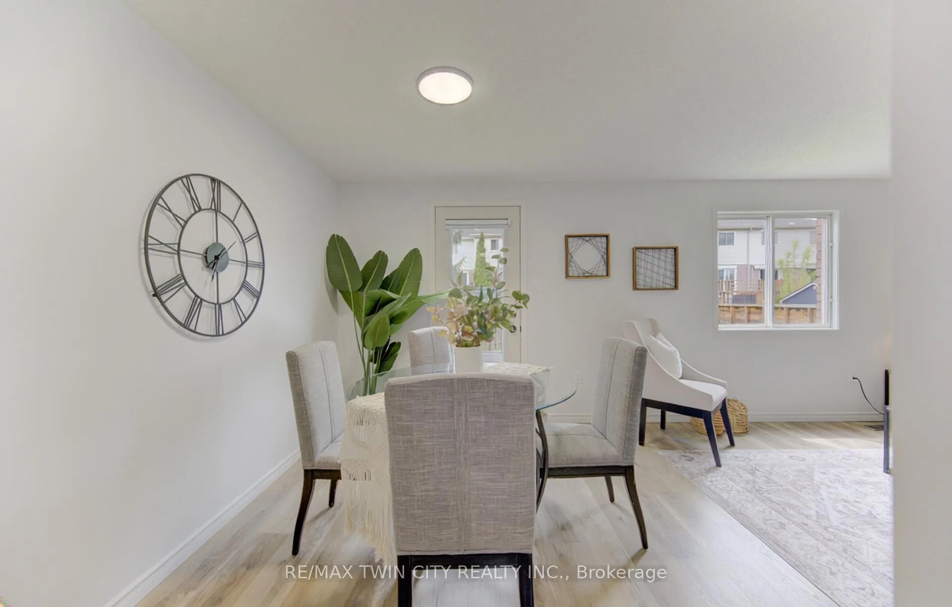 Photo 10 of 38 Cassidy Court, Cambridge, Greenway-Chaplin — HOMEH