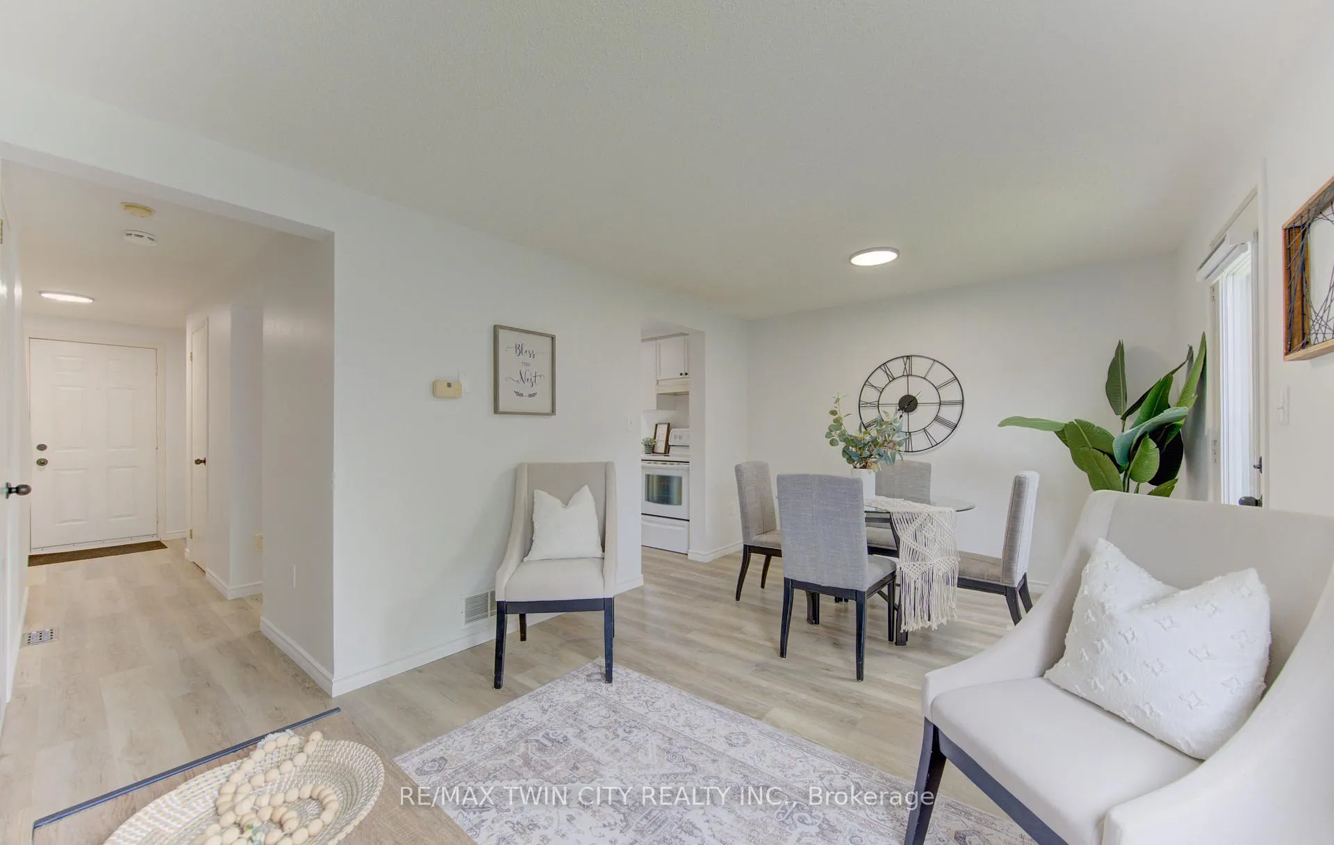 Photo 13 of 38 Cassidy Court, Cambridge, Greenway-Chaplin — HOMEH
