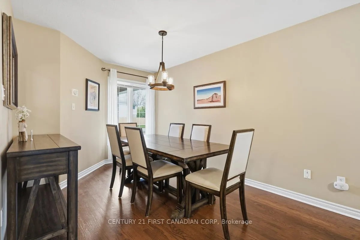 Photo 7 of 792 Guildwood Boulevard, London, North M — HOMEH